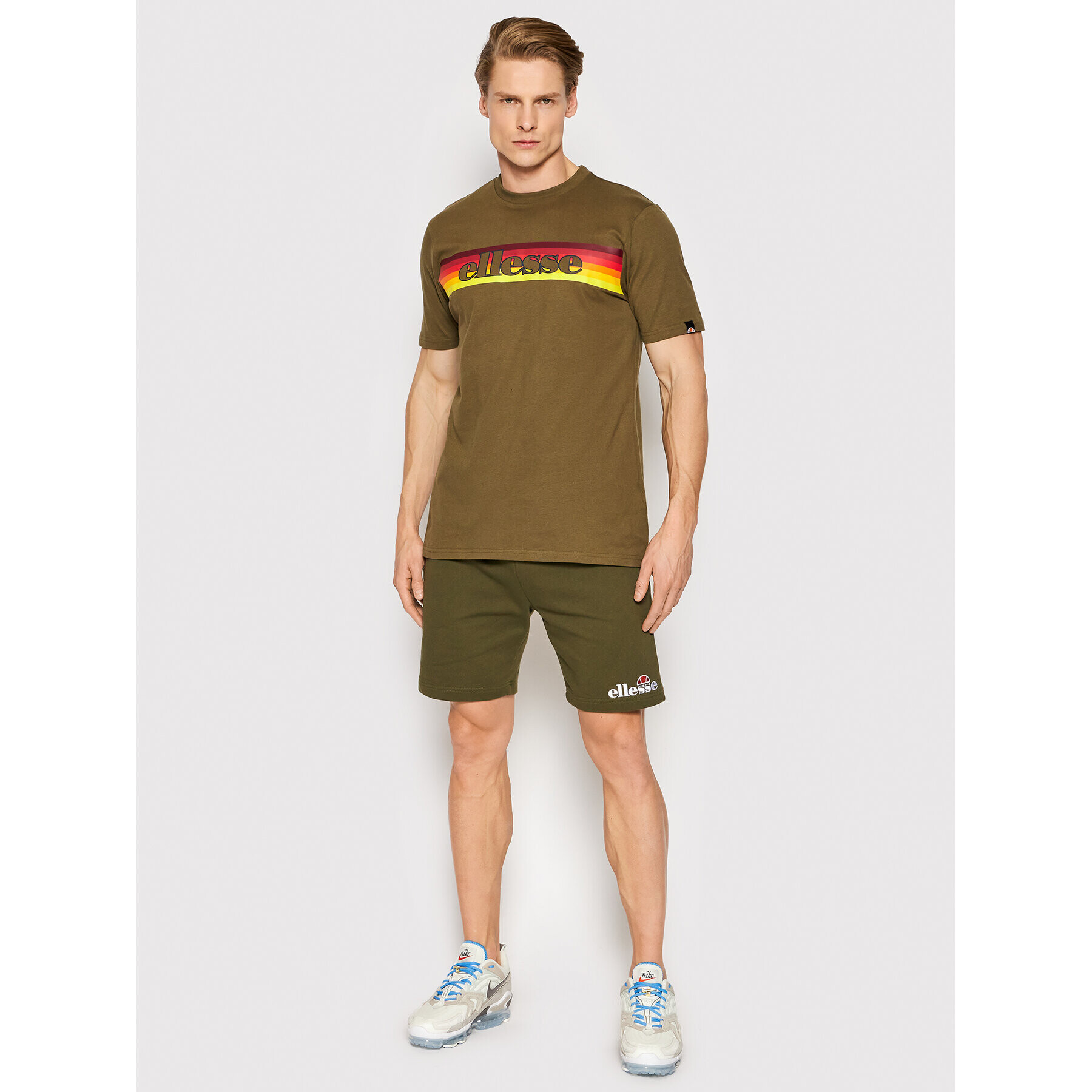 Ellesse Спортни шорти Silvan SHF09162 Зелен Regular Fit - Pepit.bg