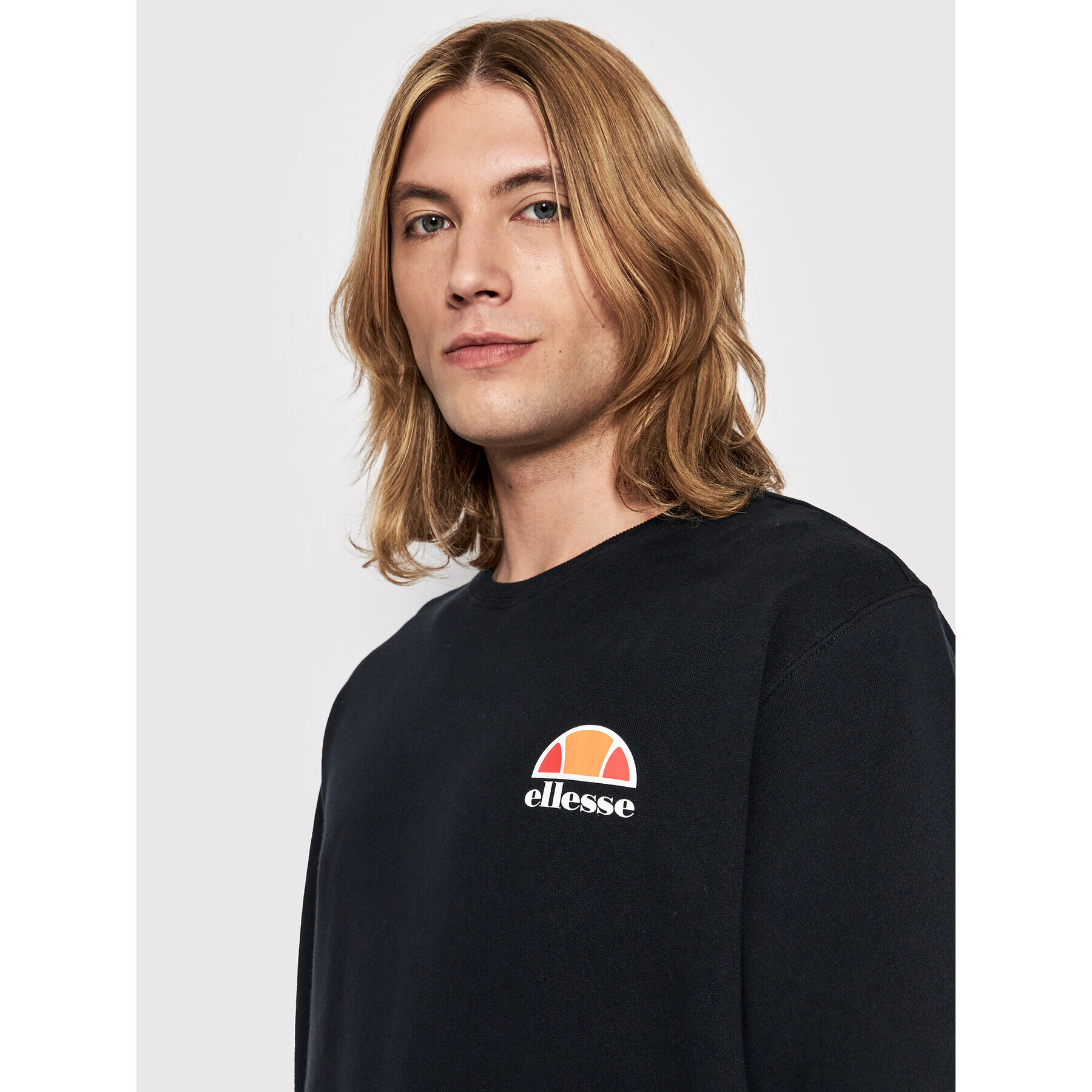 Ellesse Суитшърт Diveria SHS02215001 Черен Regular Fit - Pepit.bg