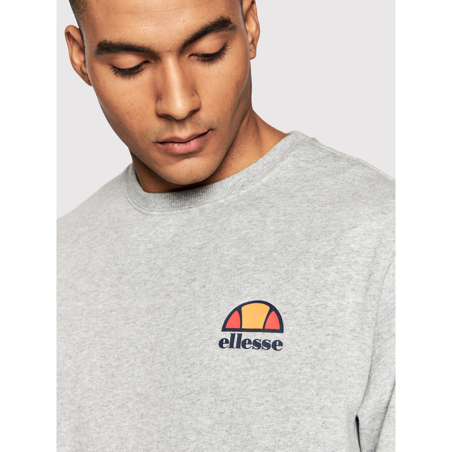 Ellesse Суитшърт Diveria SHS02215112 Сив Regular Fit - Pepit.bg