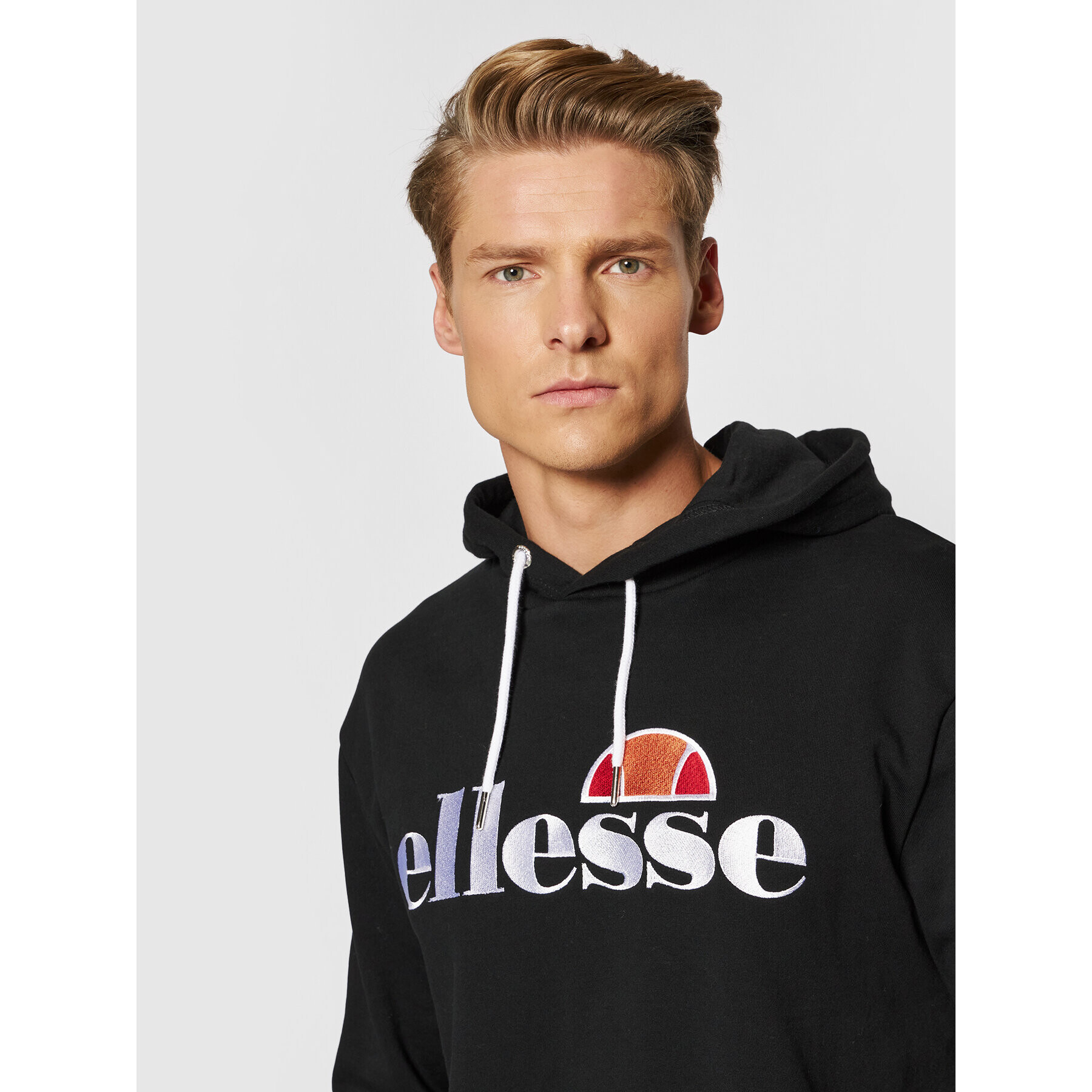 Ellesse Суитшърт Ferrer SHK13288 Черен Regular Fit - Pepit.bg