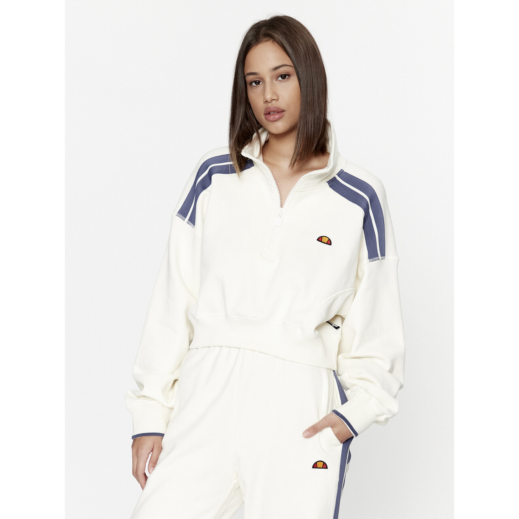 Ellesse Суитшърт Inna SGT19232 Екрю Relaxed Fit - Pepit.bg