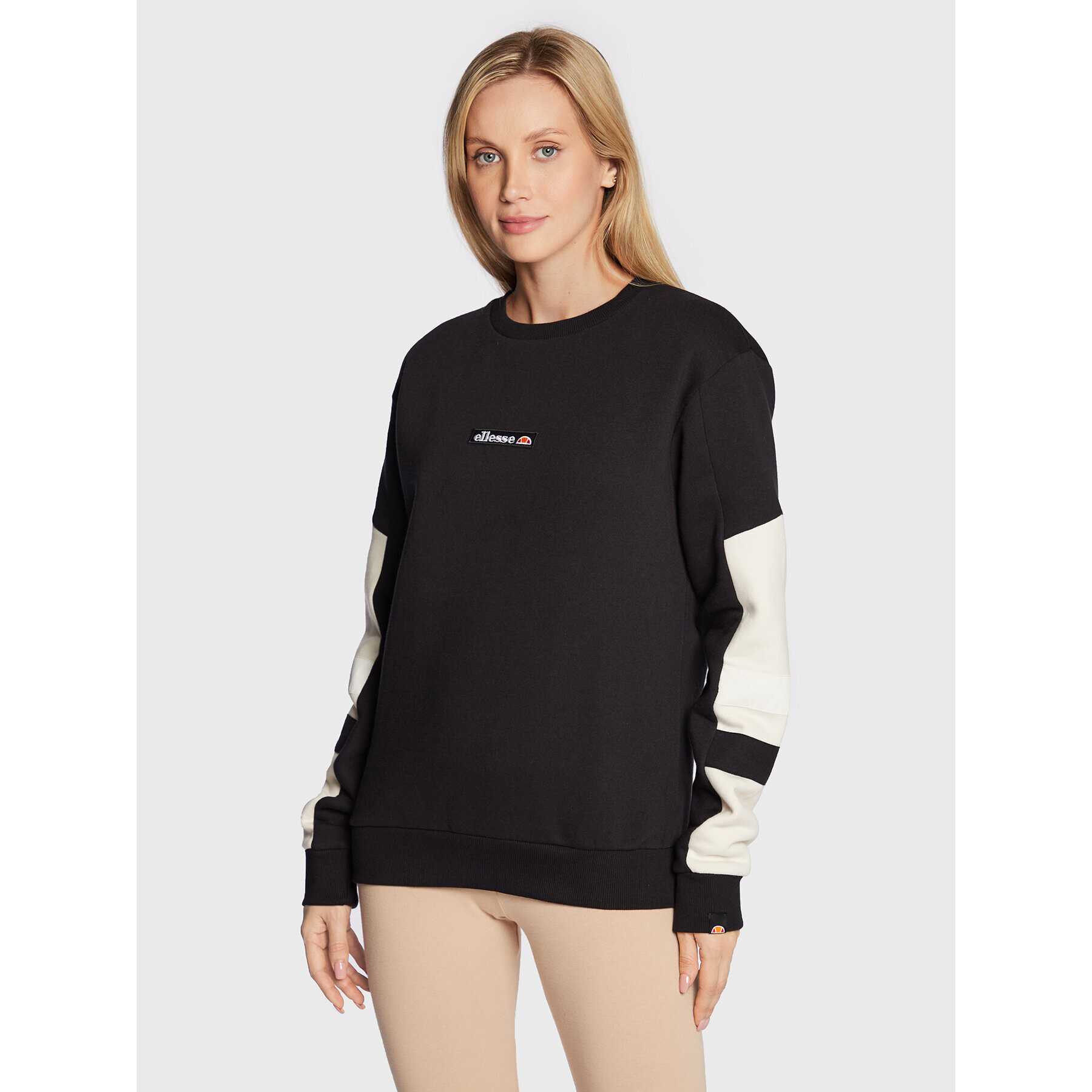 Ellesse Суитшърт Masculosa SGP09620 Черен Regular Fit - Pepit.bg