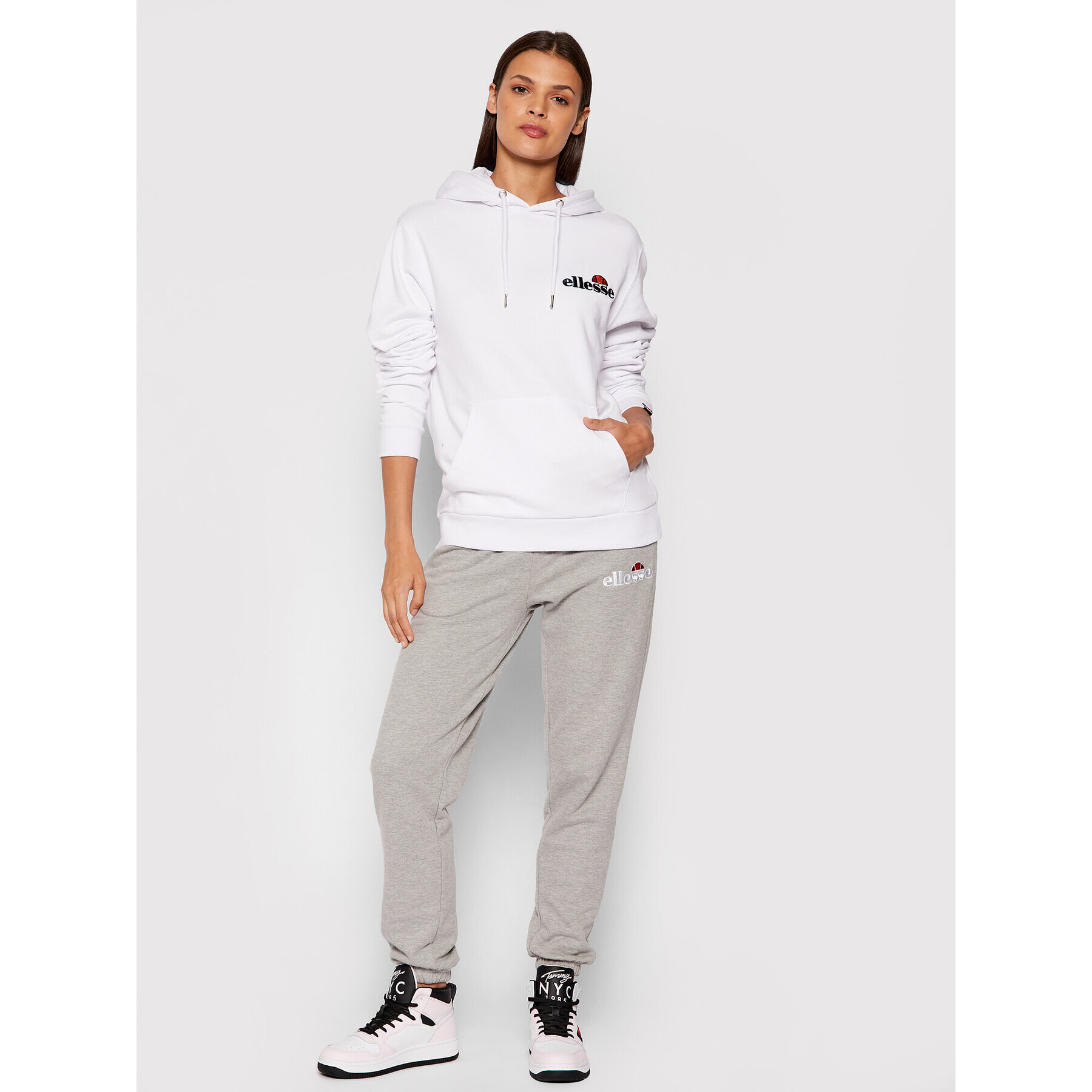 Ellesse Суитшърт Noreo SGS08848 Бял Regular Fit - Pepit.bg