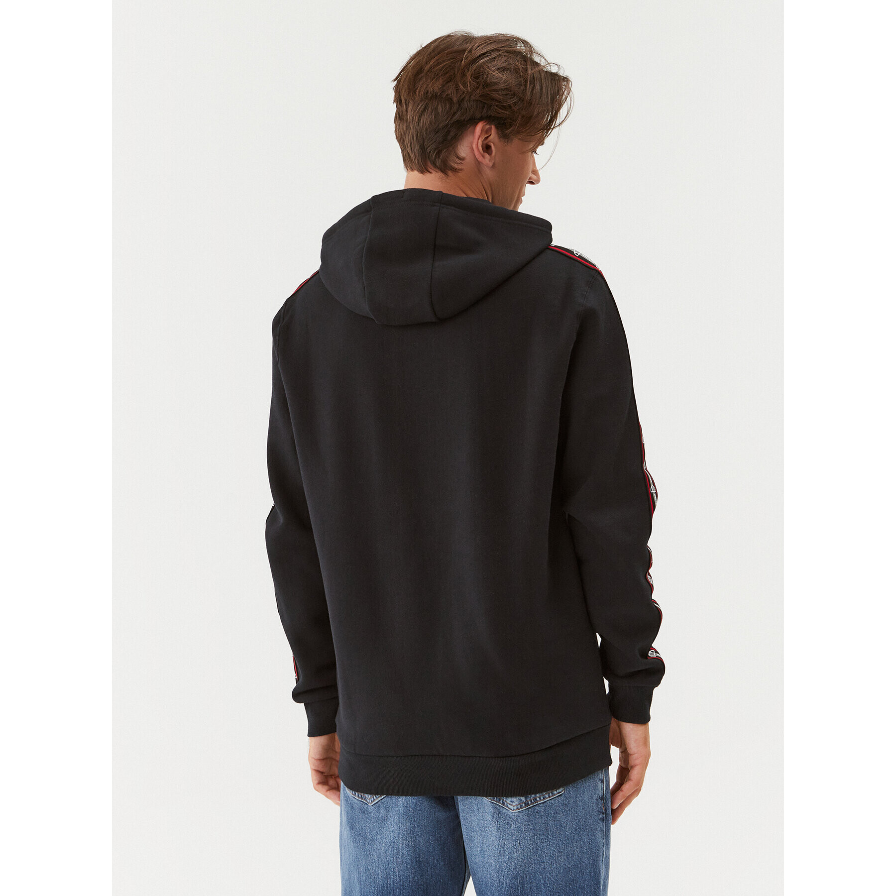 Ellesse Суитшърт SHP16197 Черен Regular Fit - Pepit.bg