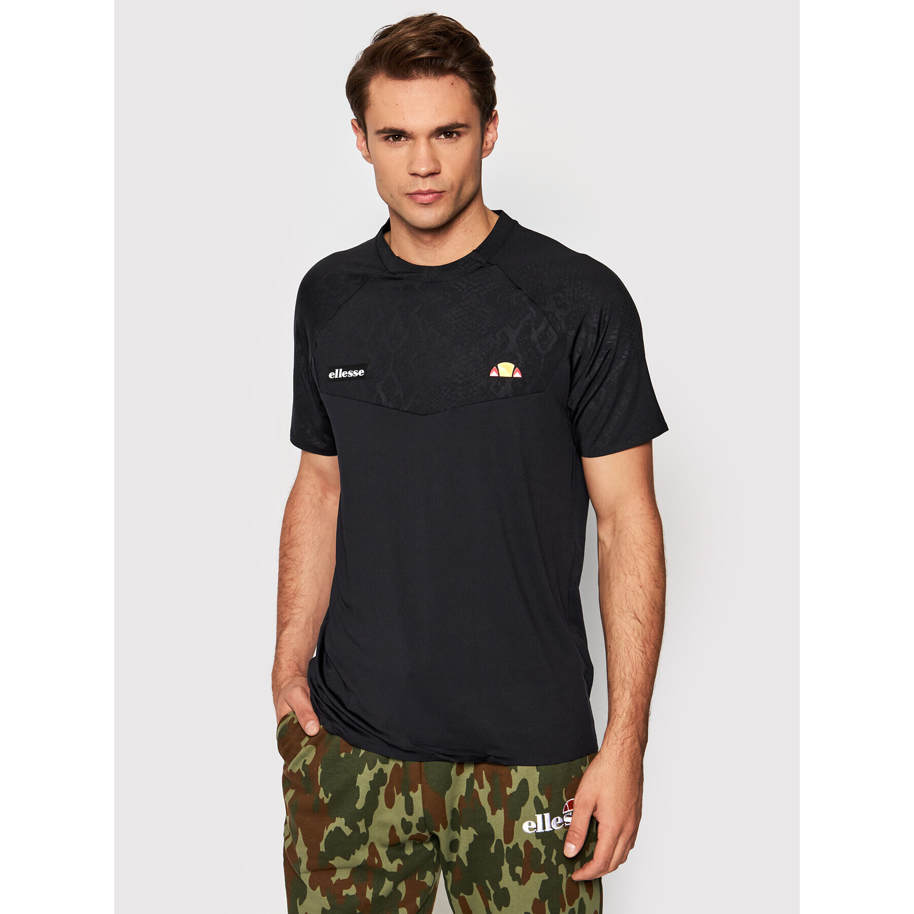 Ellesse Тениска от техническо трико Maestro SEK12290 Черен Regular Fit - Pepit.bg