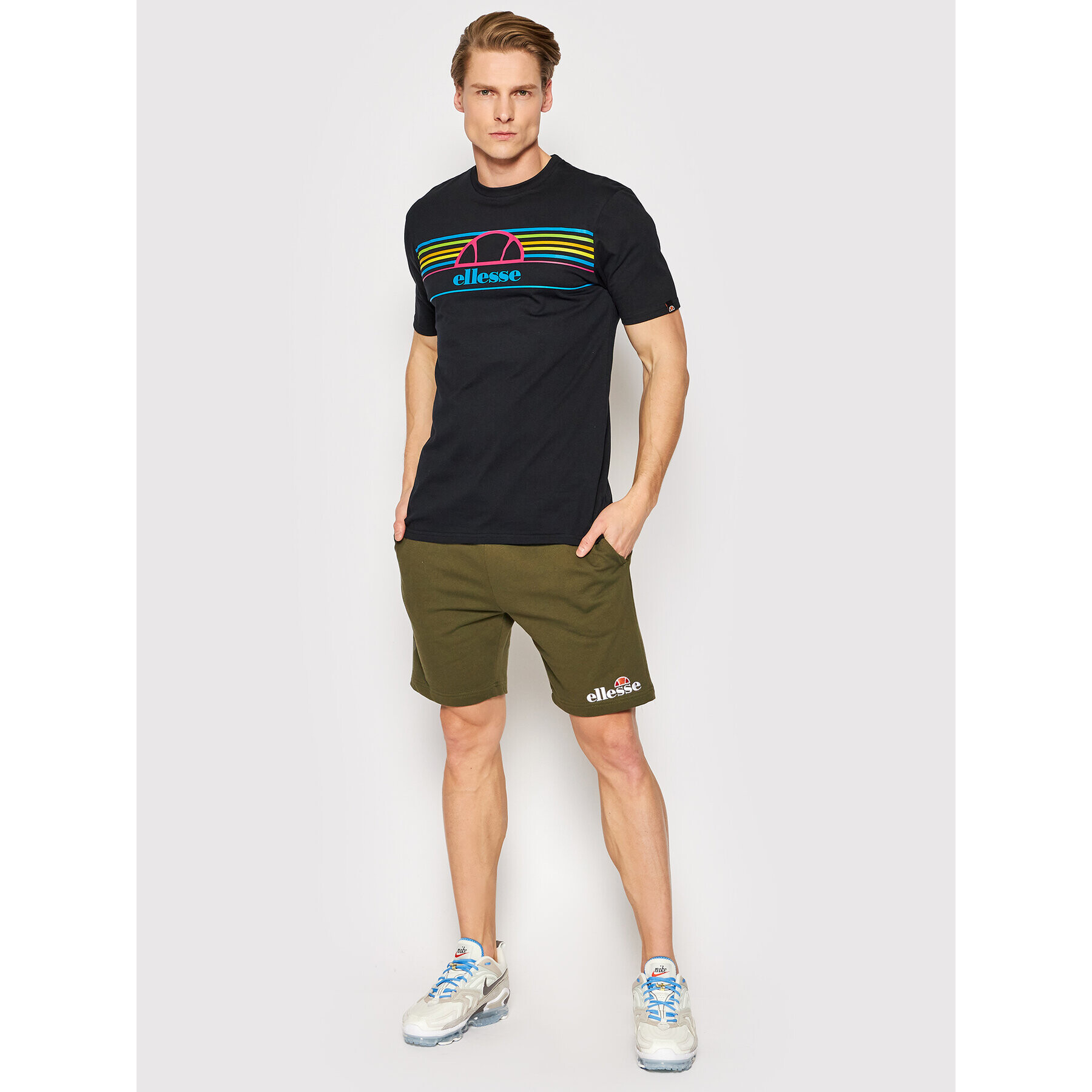 Ellesse Тишърт Achtini SHM13827 Черен Regular Fit - Pepit.bg