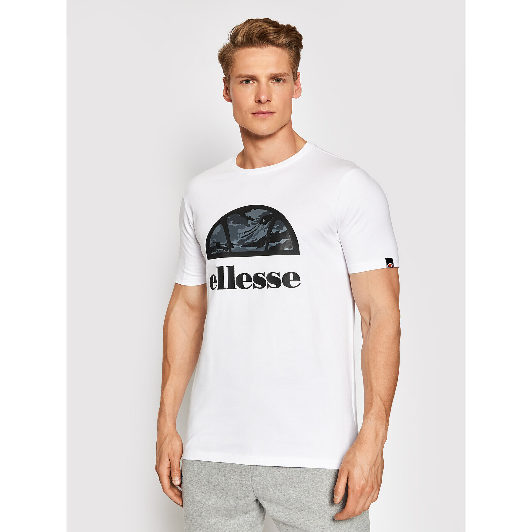 Ellesse Тишърт Alta Via SHI11167 Бял Regular Fit - Pepit.bg