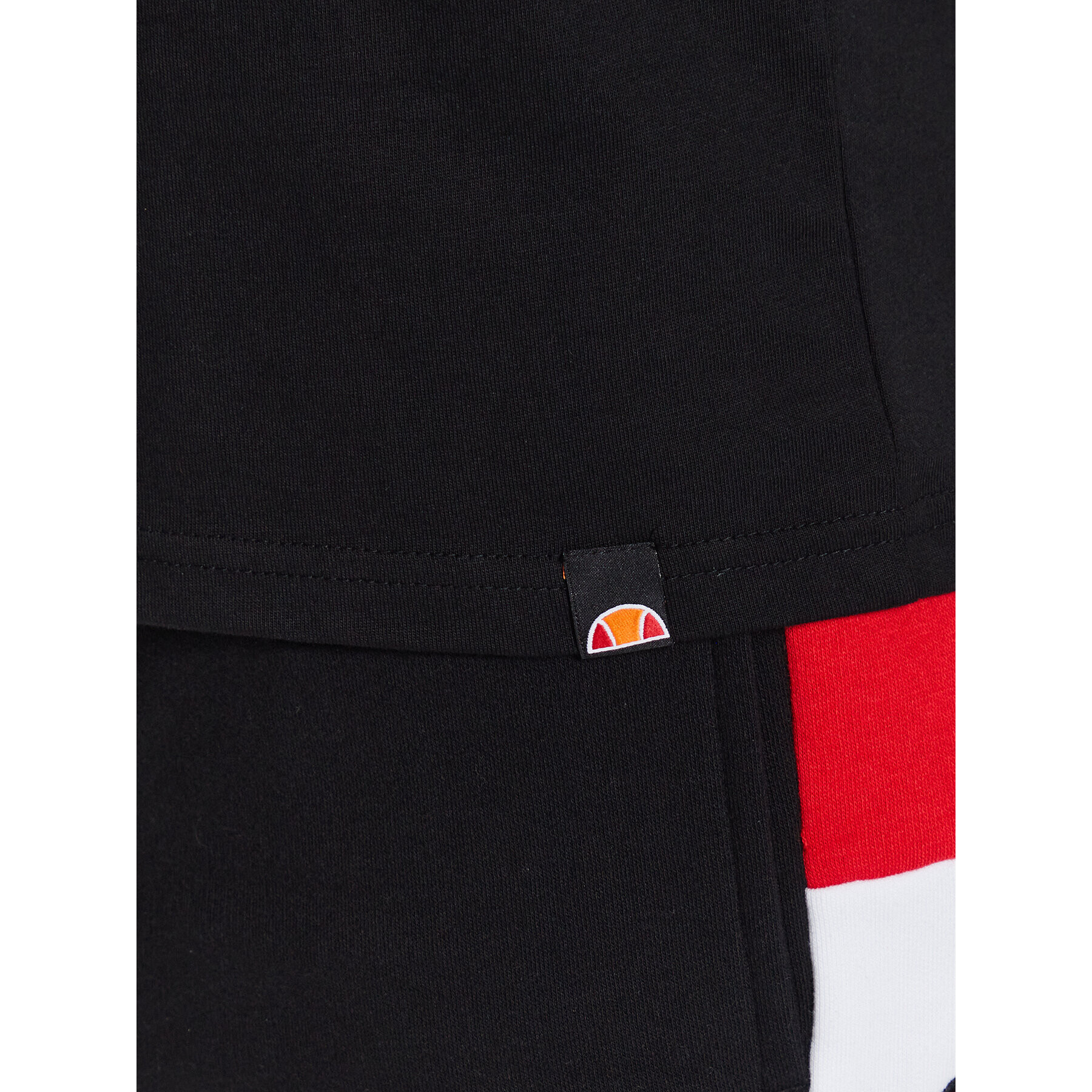 Ellesse Тишърт Aprel SHR06453 Черен Regular Fit - Pepit.bg