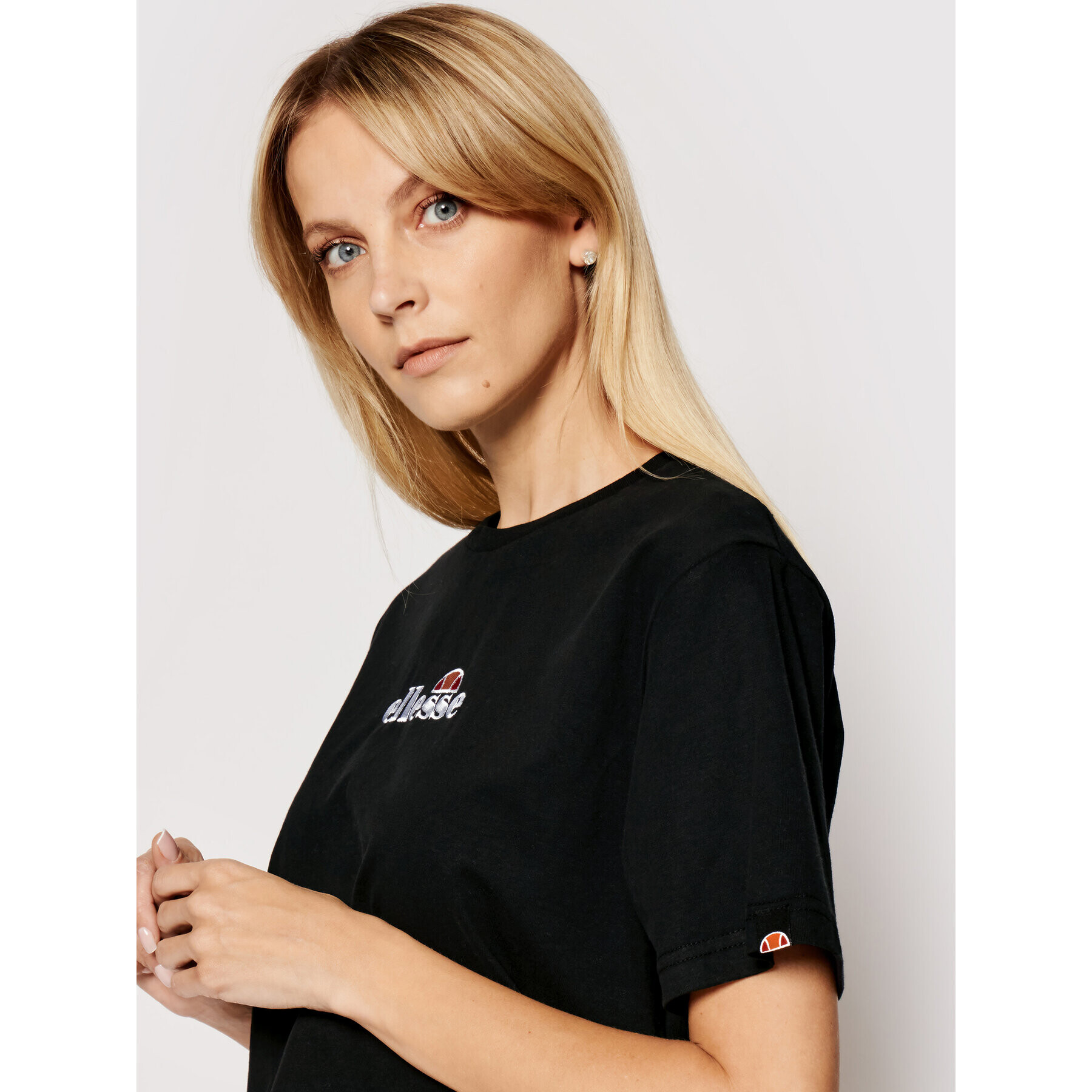 Ellesse Тишърт Fireball SGB06838 Черен Loose Fit - Pepit.bg