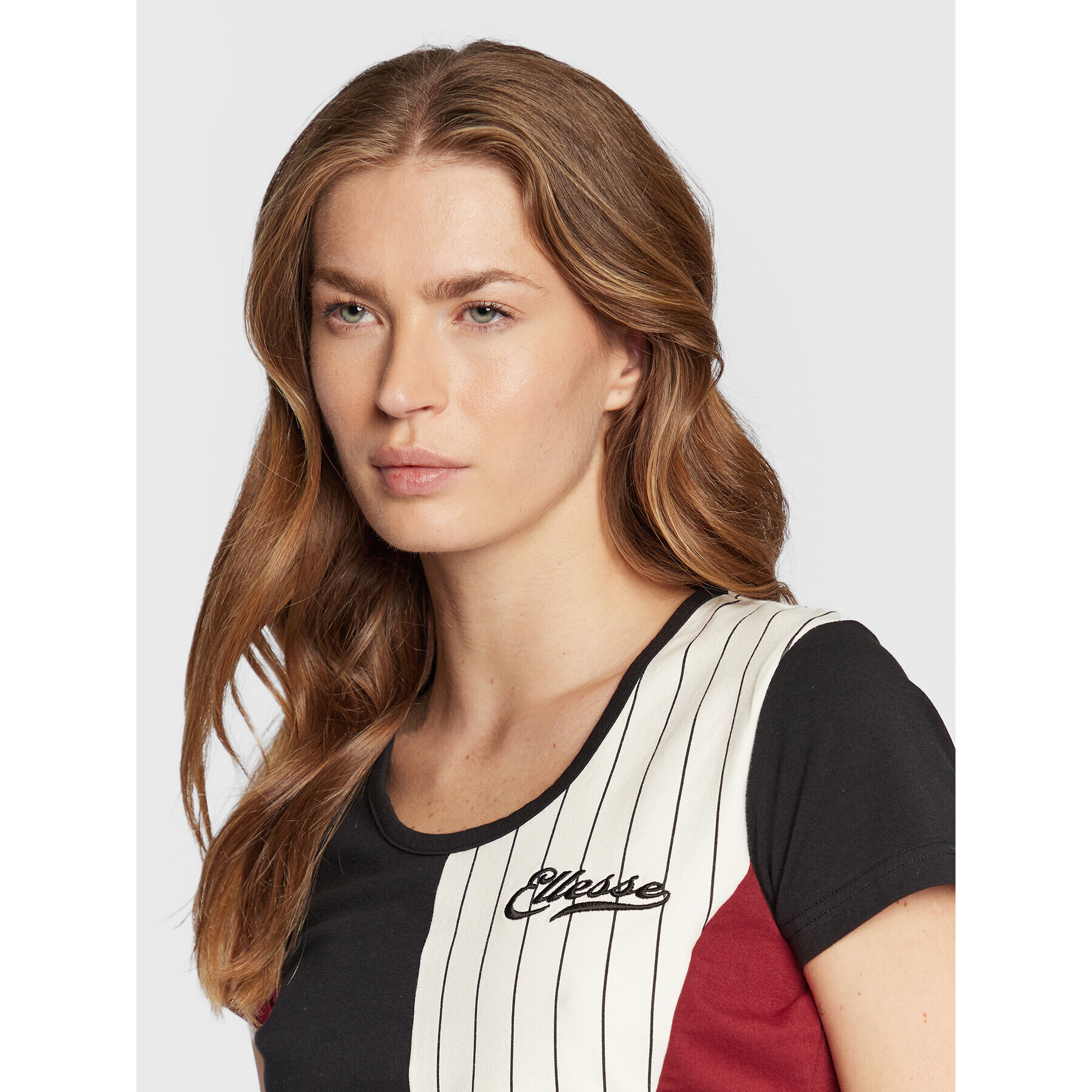 Ellesse Тишърт Gems SGP16129 Цветен Slim Fit - Pepit.bg