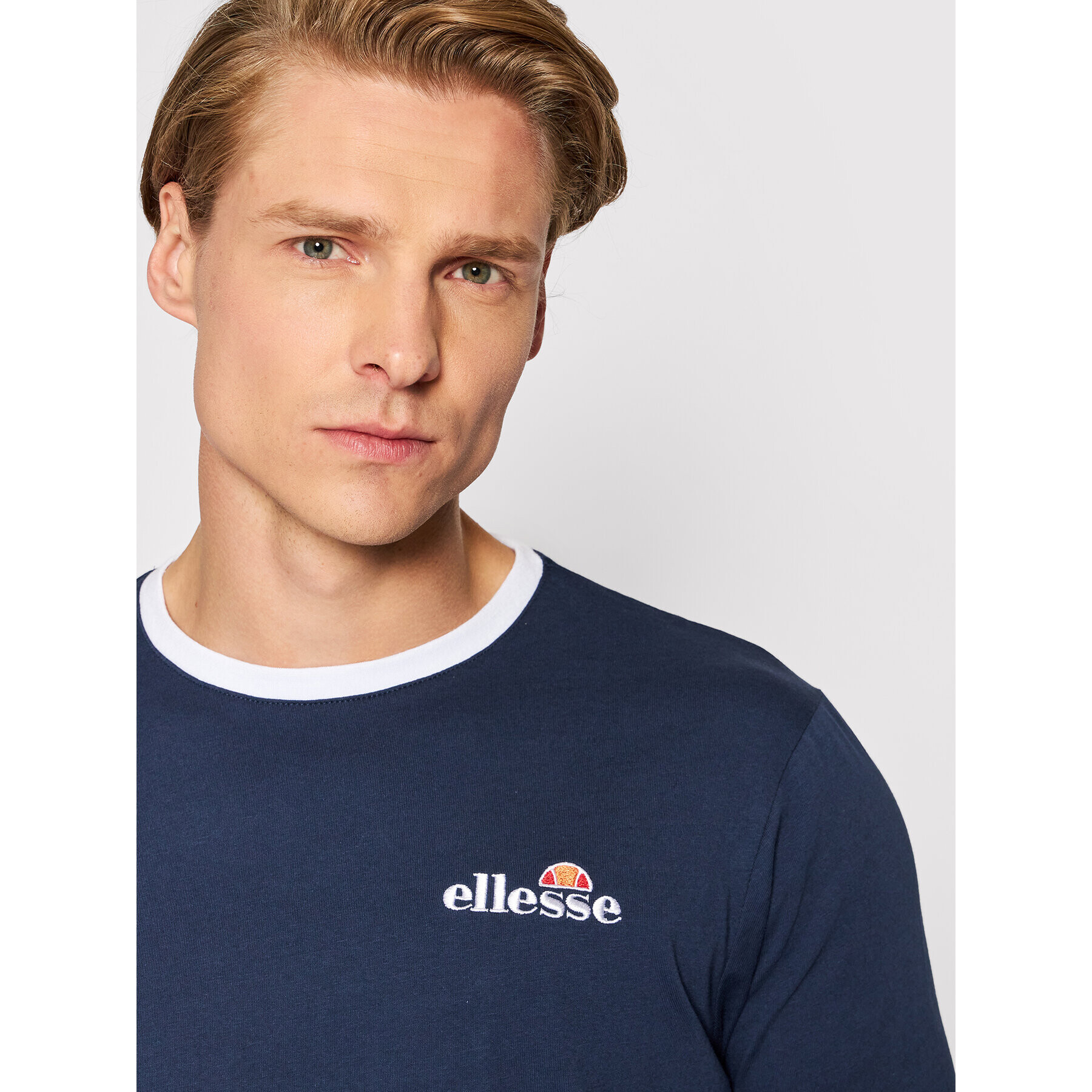 Ellesse Тишърт Meduno SHL10164 Тъмносин Regular Fit - Pepit.bg