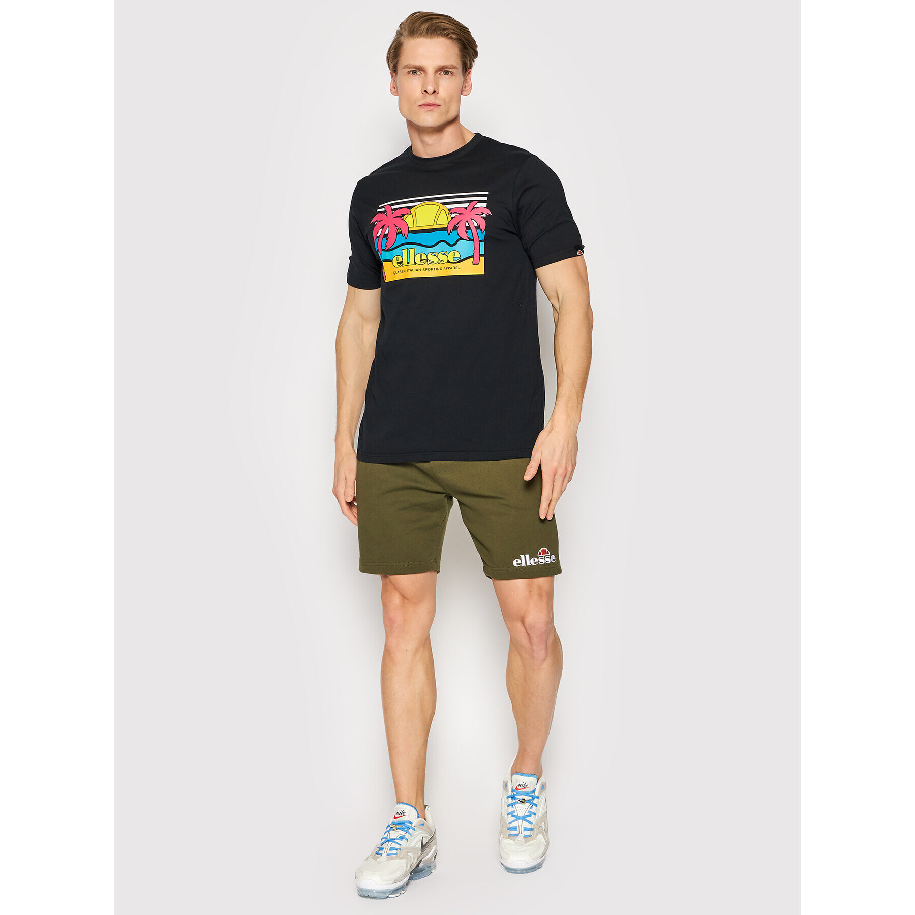 Ellesse Тишърт Sechsaro SHM13825 Черен Regular Fit - Pepit.bg