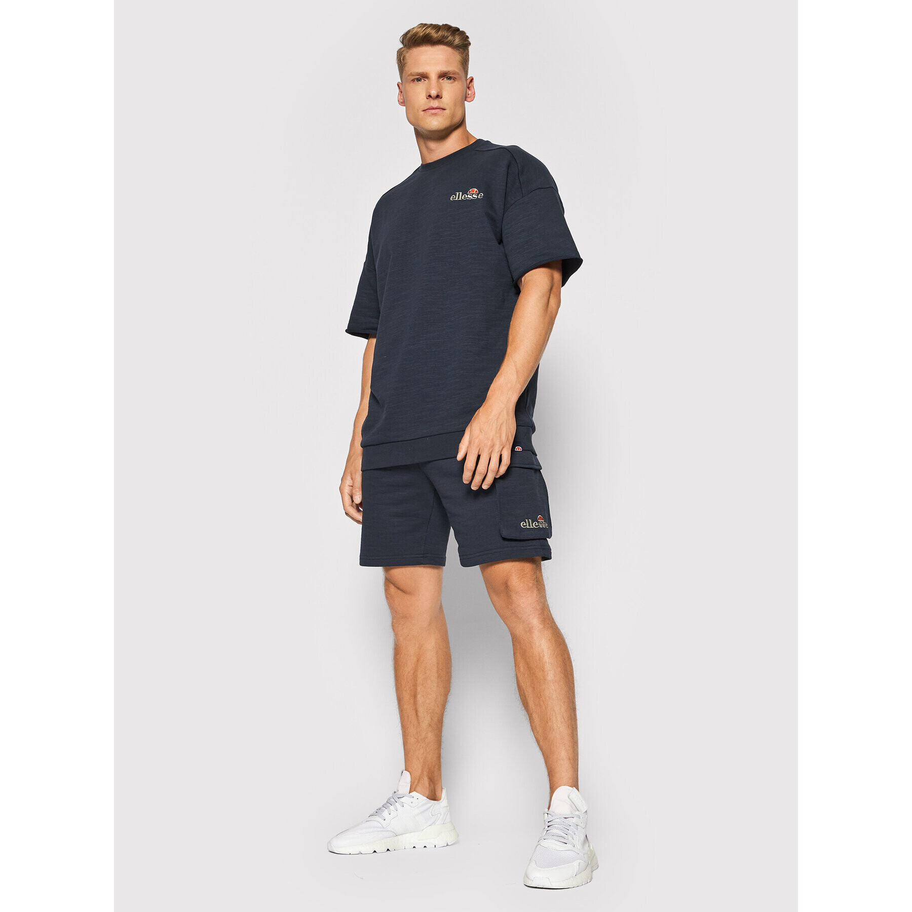 Ellesse Тишърт Smetilla SHJ11946 Тъмносин Relaxed Fit - Pepit.bg