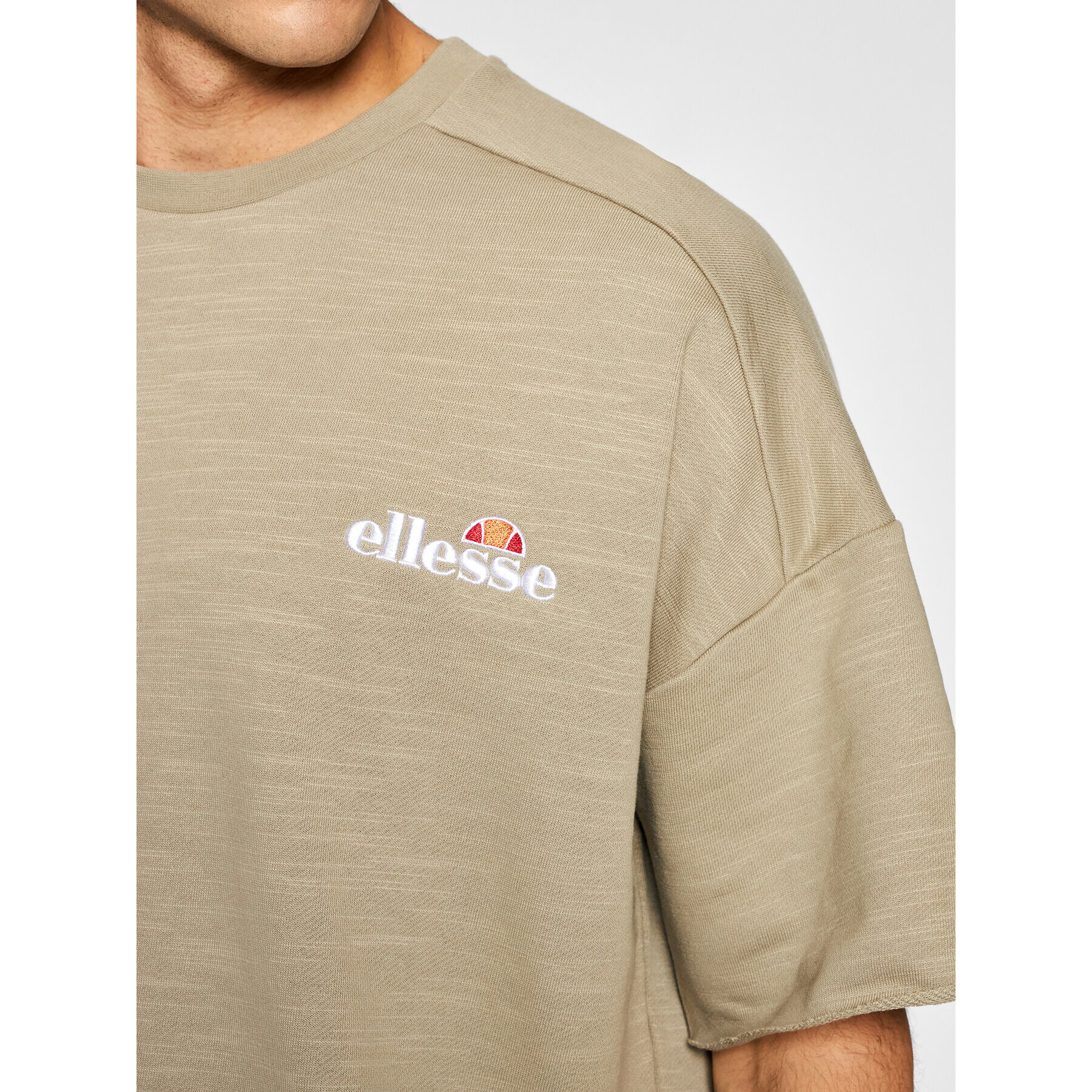 Ellesse Тишърт Smetilla SHJ11946 Зелен Relaxed Fit - Pepit.bg