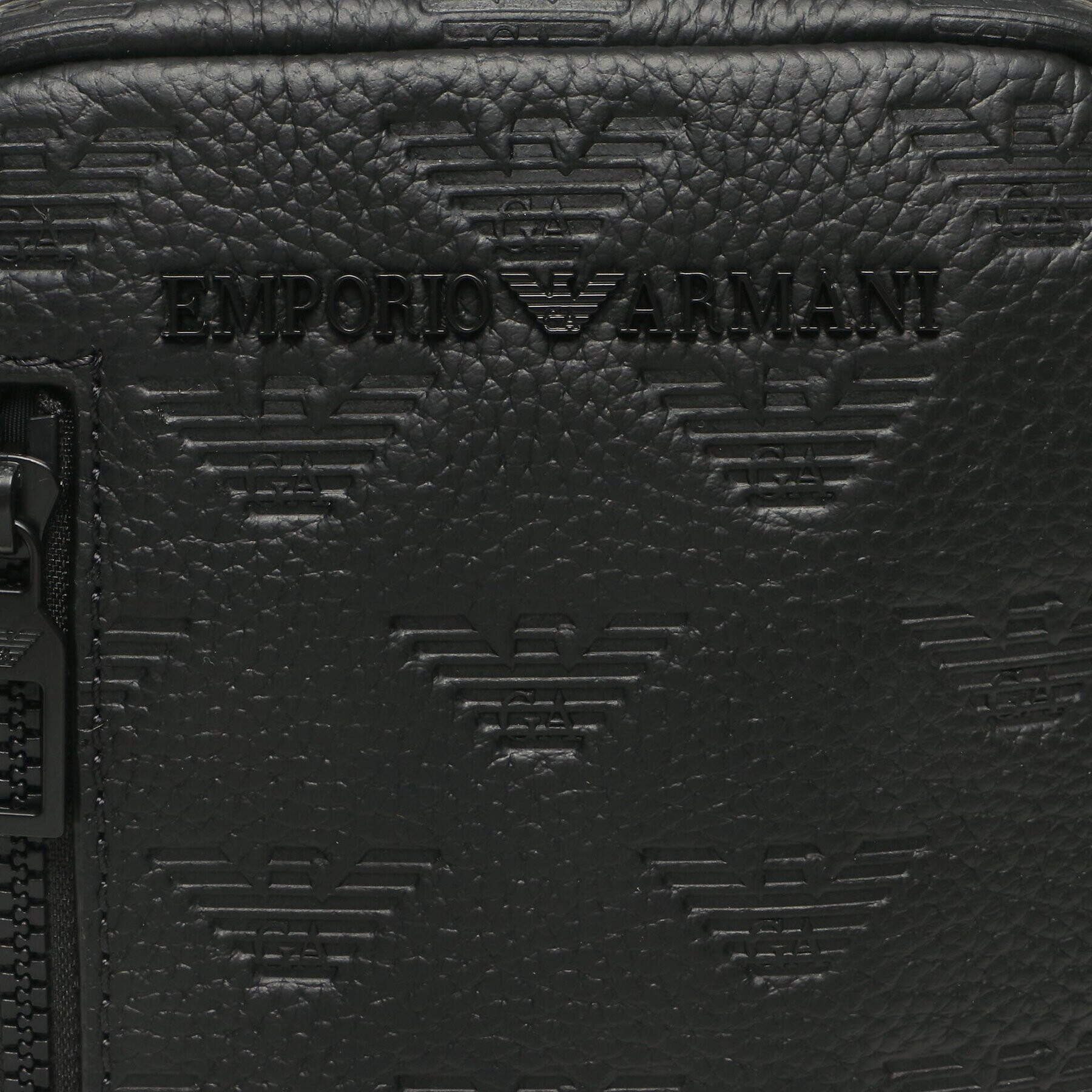 Emporio Armani Мъжка чантичка Y4R460 Y142V 81072 Черен - Pepit.bg