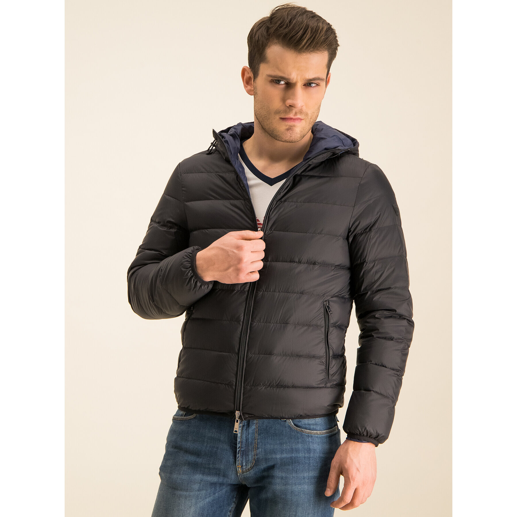 Emporio Armani Пухено яке 8N1B51 1NJMZ 0999 Черен Regular Fit - Pepit.bg