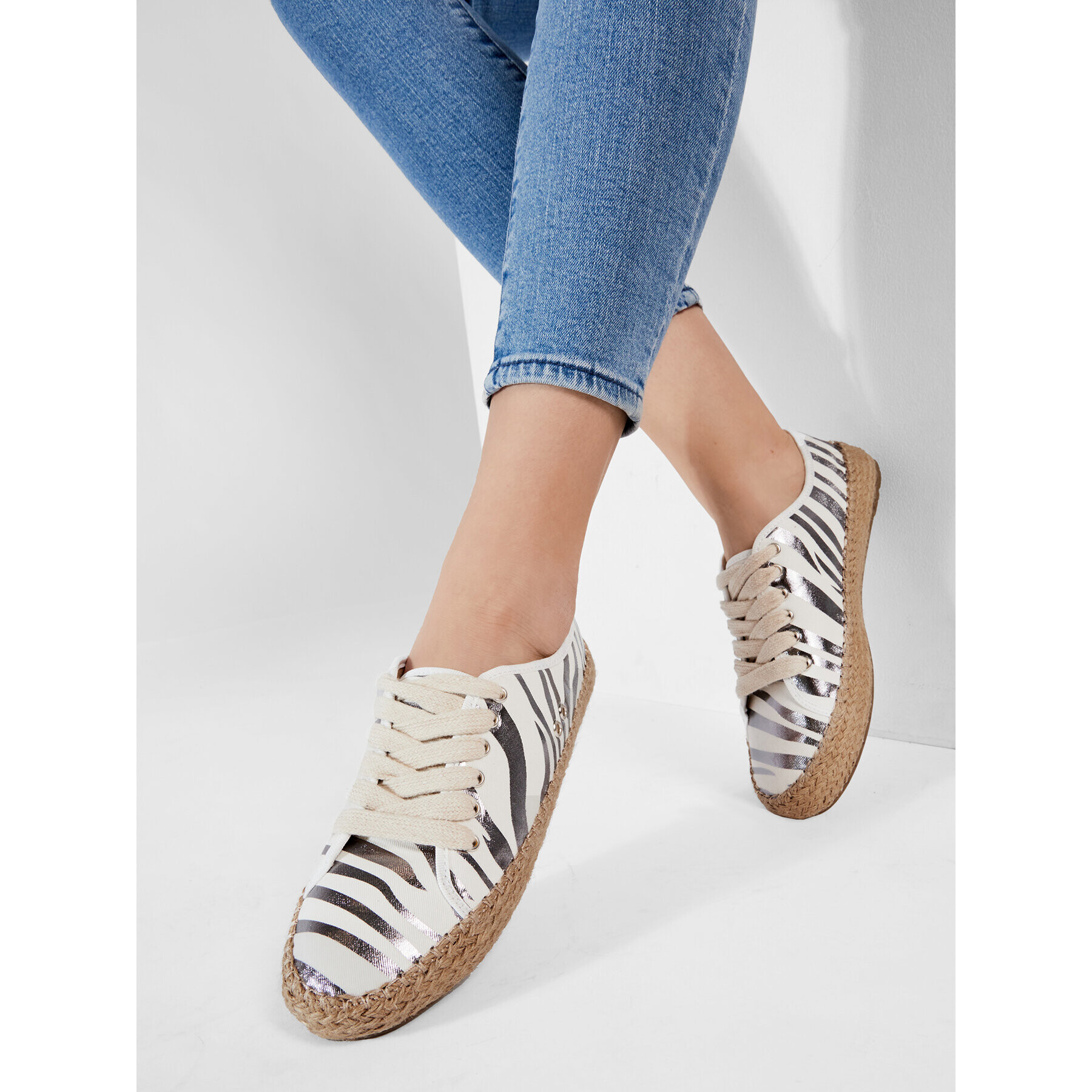 EMU Australia Еспадрили Agonis Zebra W12550 Бял - Pepit.bg