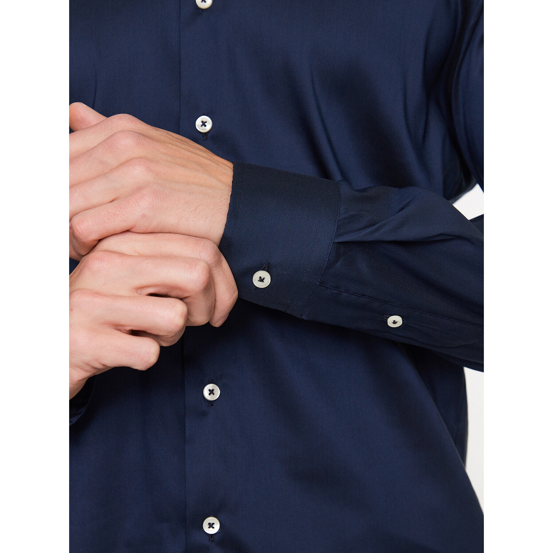 Eterna Риза 3377/F170 Тъмносин Slim Fit - Pepit.bg