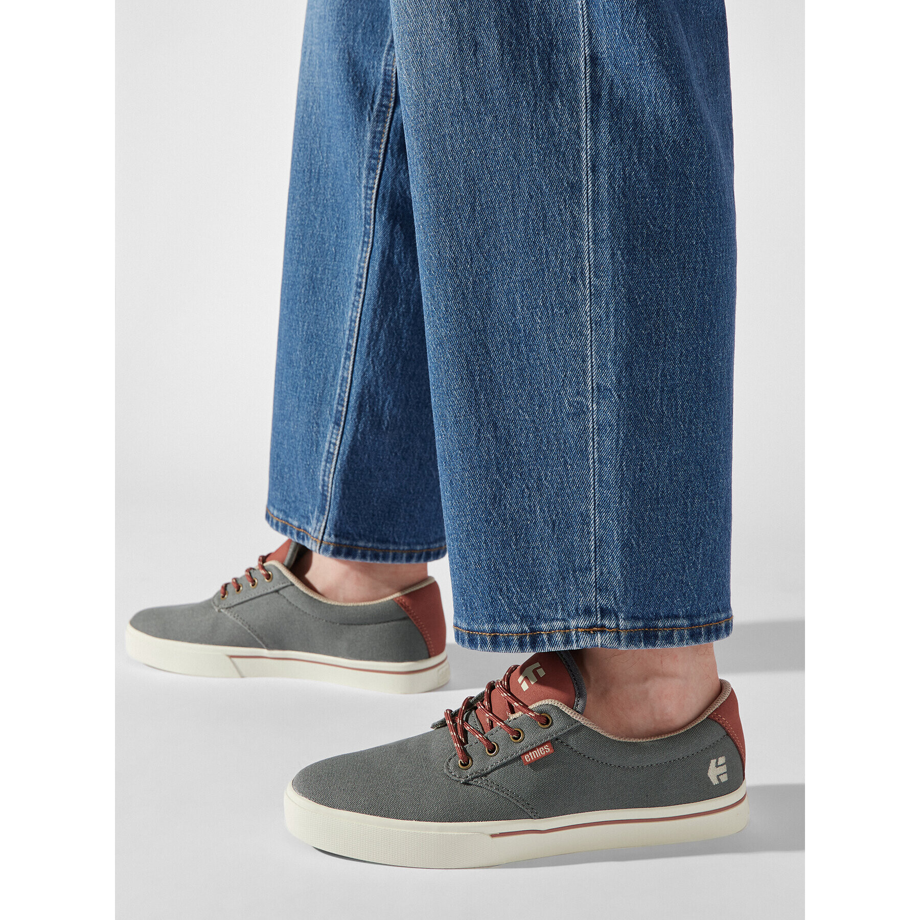 Etnies Сникърси Jameson 2 Eco 4101000323 Сив - Pepit.bg