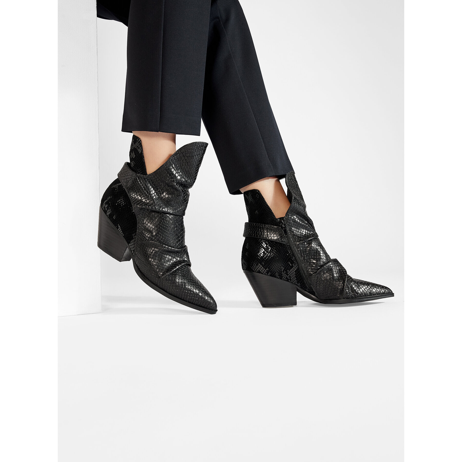 Eva Minge Боти EM-59-09-001107 Черен - Pepit.bg