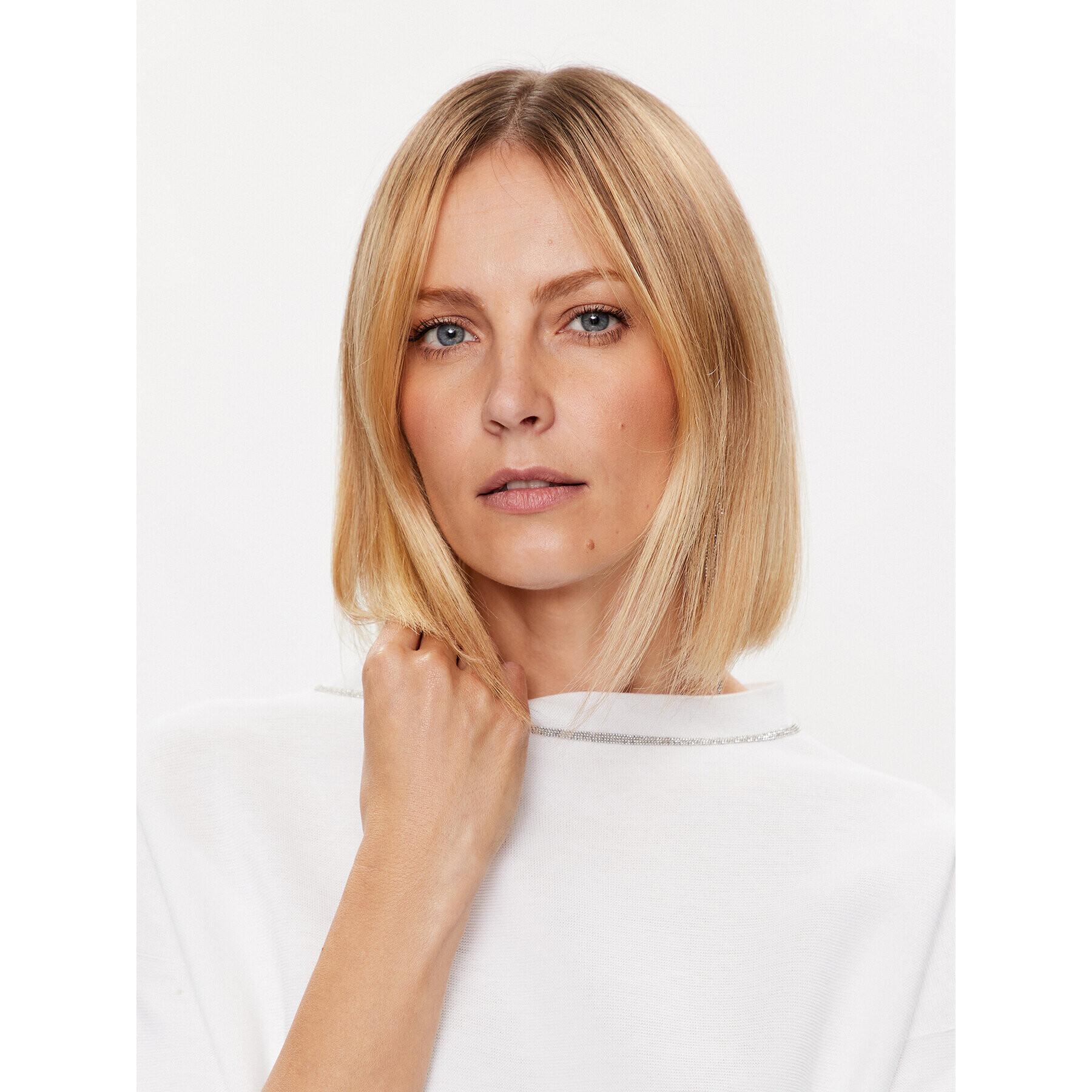 Fabiana Filippi Пуловер MADP02W020 Бял Regular Fit - Pepit.bg