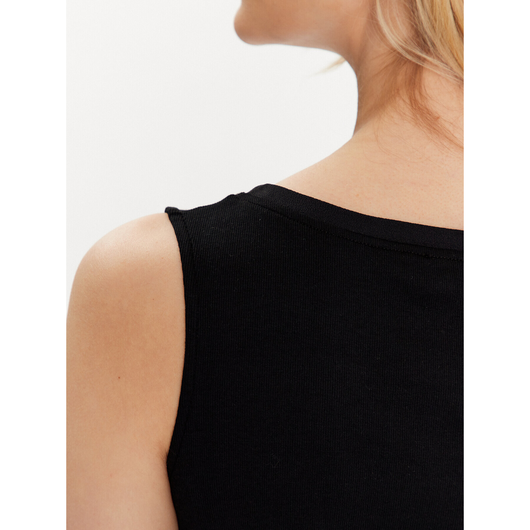 Fabiana Filippi топ JED273W150 Черен Regular Fit - Pepit.bg