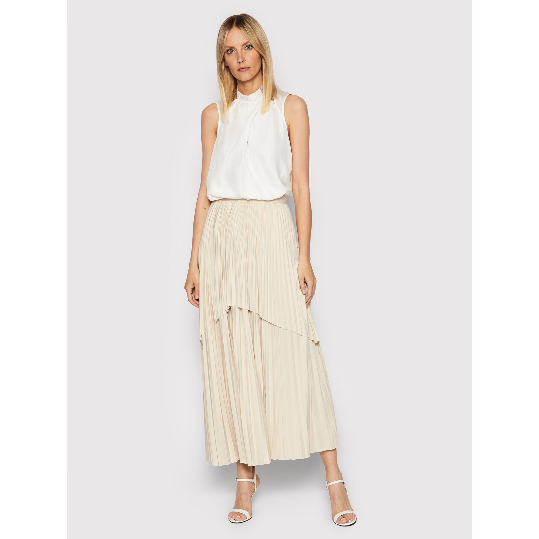 Fabiana Filippi топ TPD272W302 Бял Regular Fit - Pepit.bg