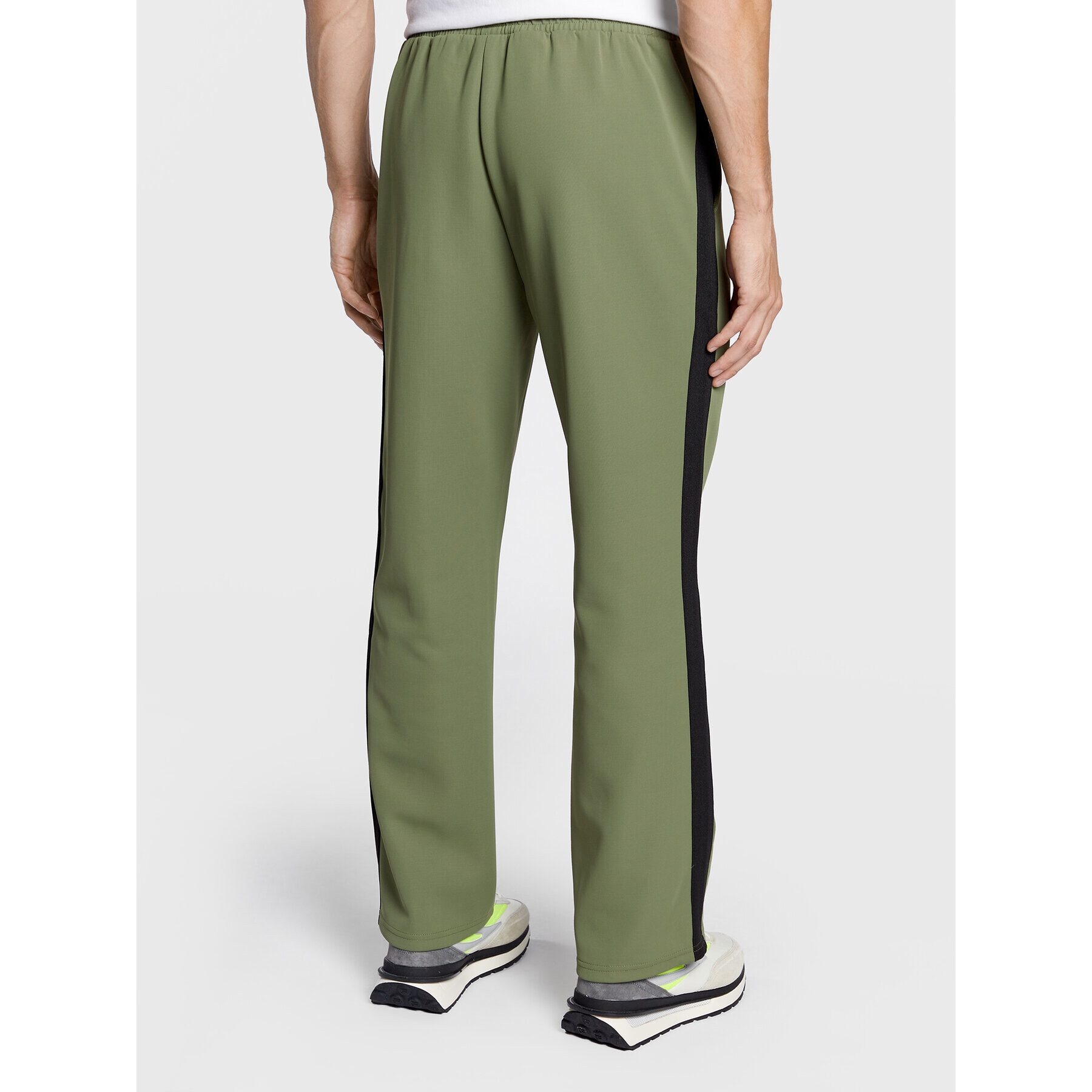 Fila Долнище анцуг Bruges FAM0174 Зелен Regular Fit - Pepit.bg