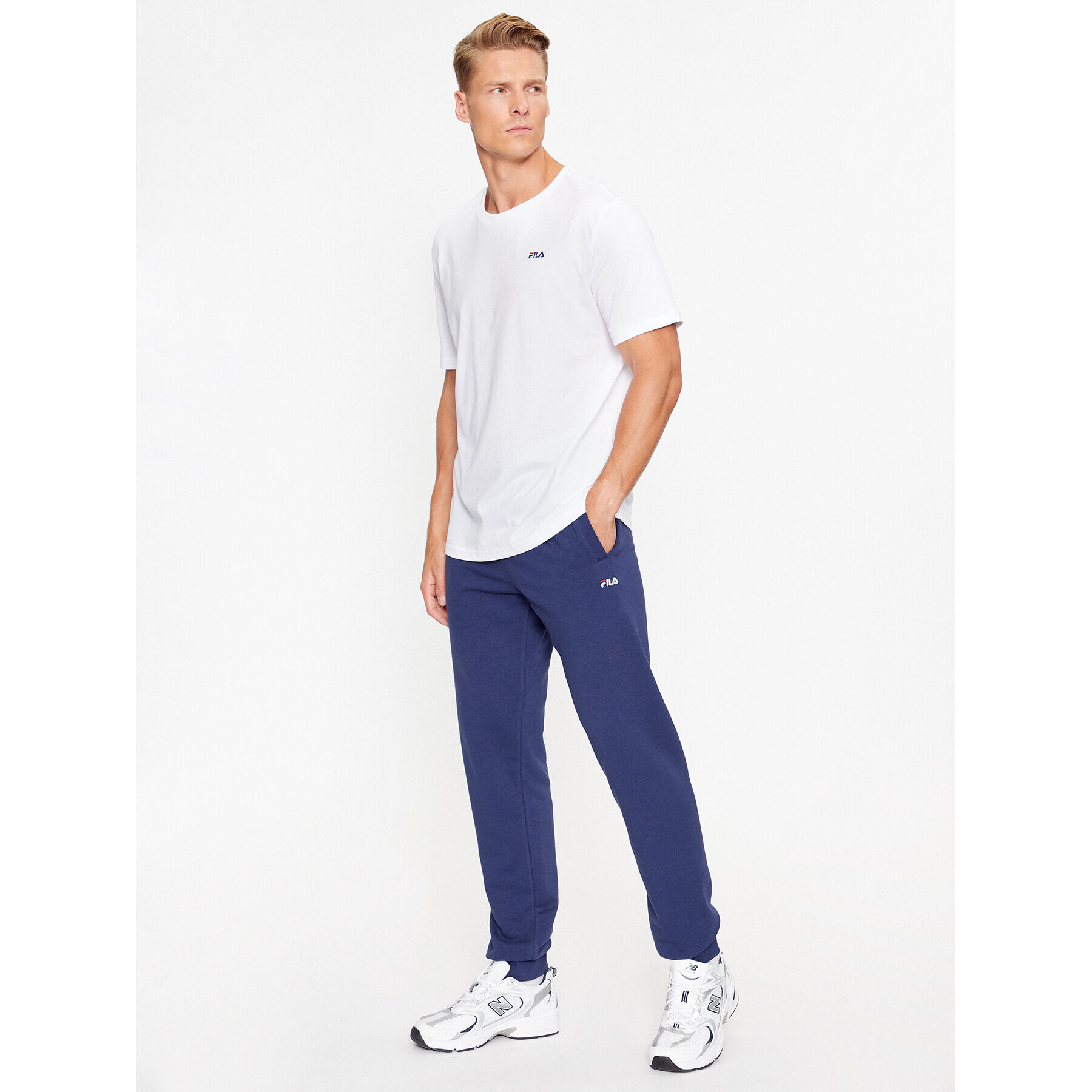 Fila Долнище анцуг FAM0342 Син Regular Fit - Pepit.bg