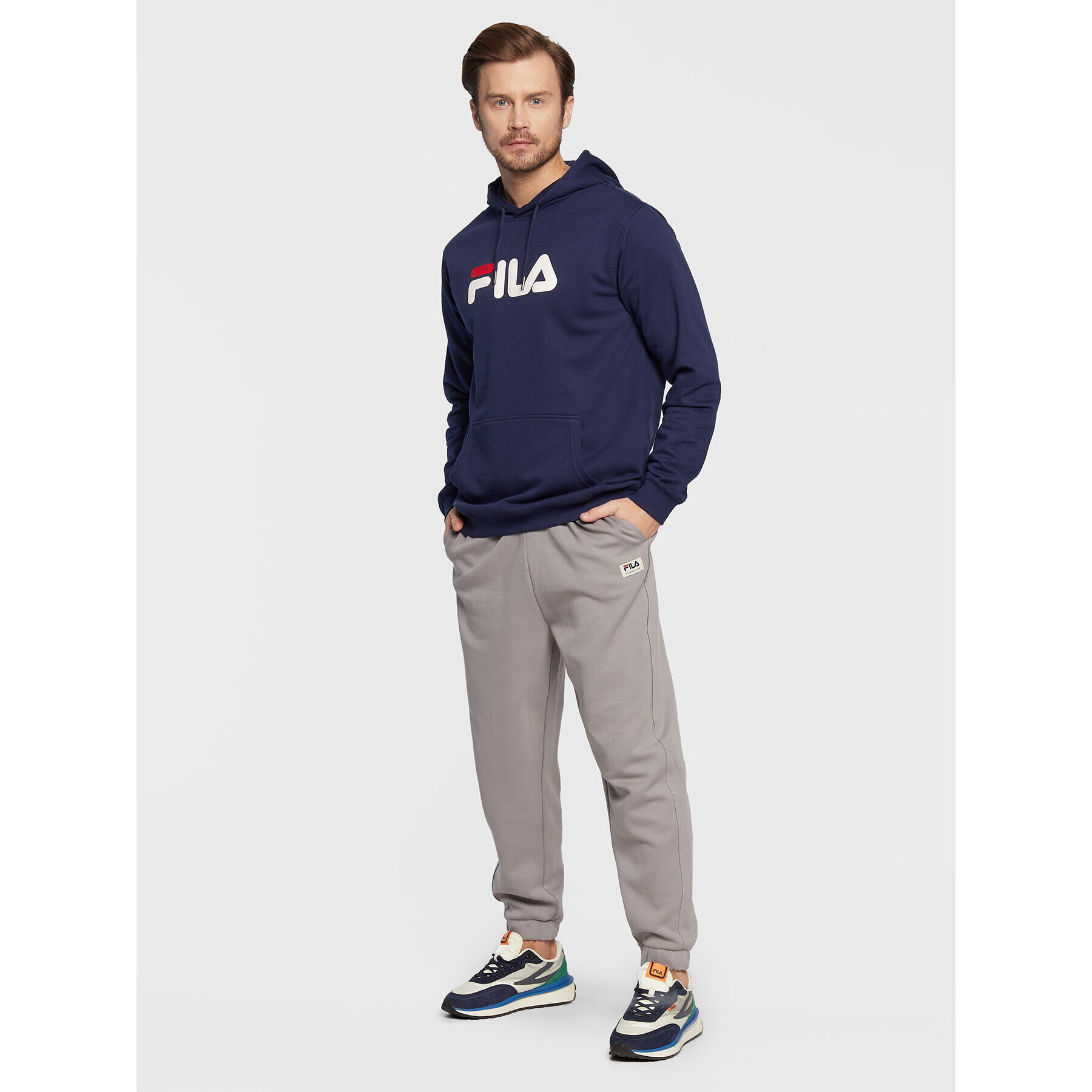 Fila Долнище анцуг Tricase FAM0153 Сив Oversize - Pepit.bg