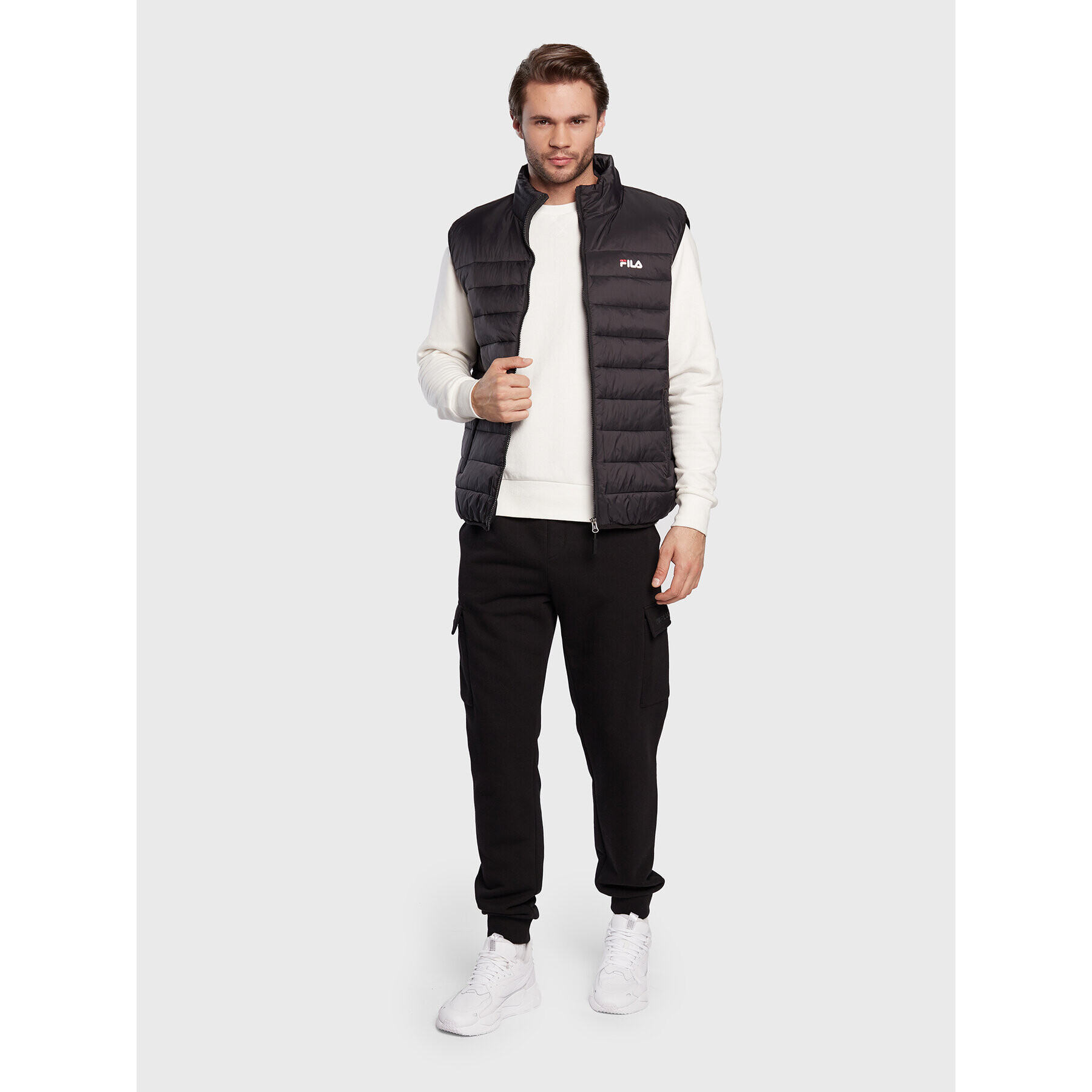 Fila Елек Berglicht FAM0352 Черен Regular Fit - Pepit.bg