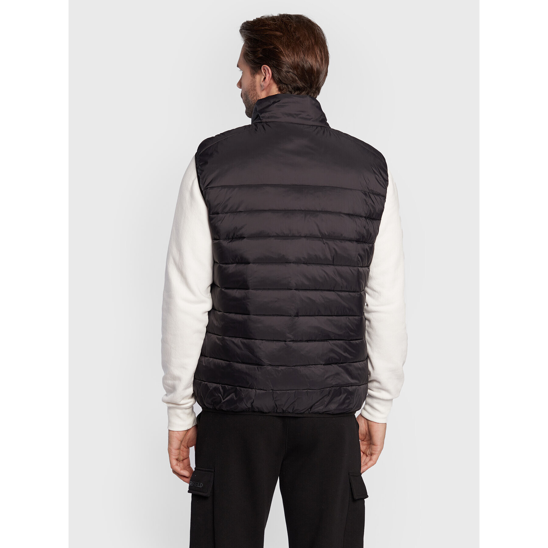 Fila Елек Berglicht FAM0352 Черен Regular Fit - Pepit.bg