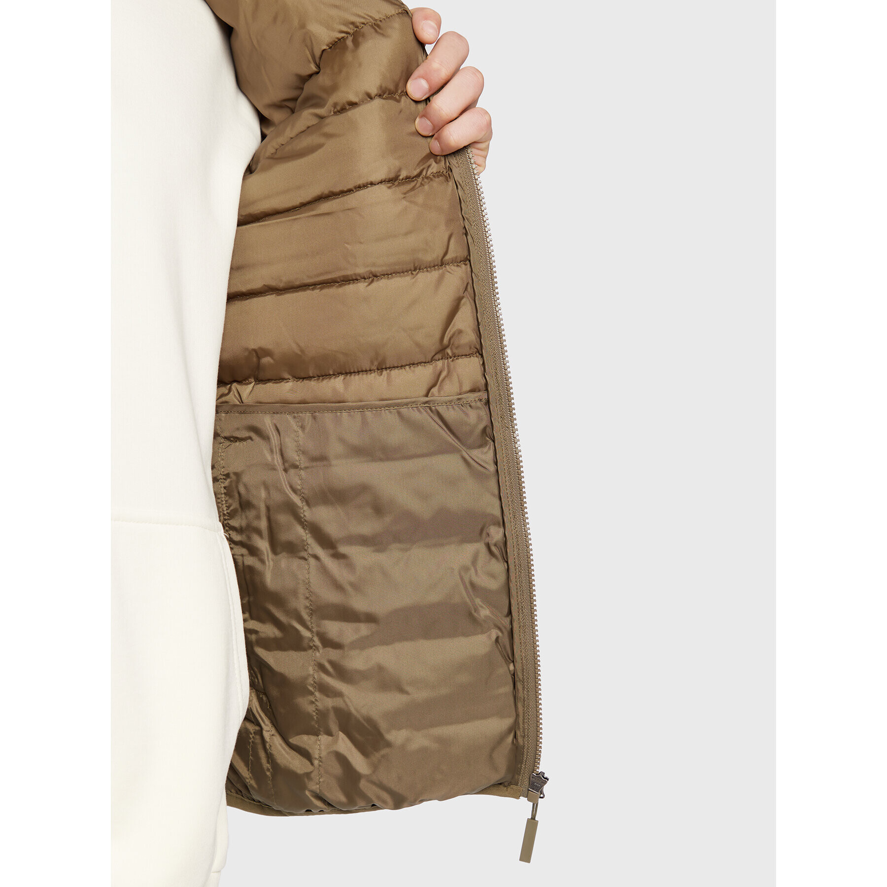 Fila Елек Berglicht FAM0352 Зелен Regular Fit - Pepit.bg