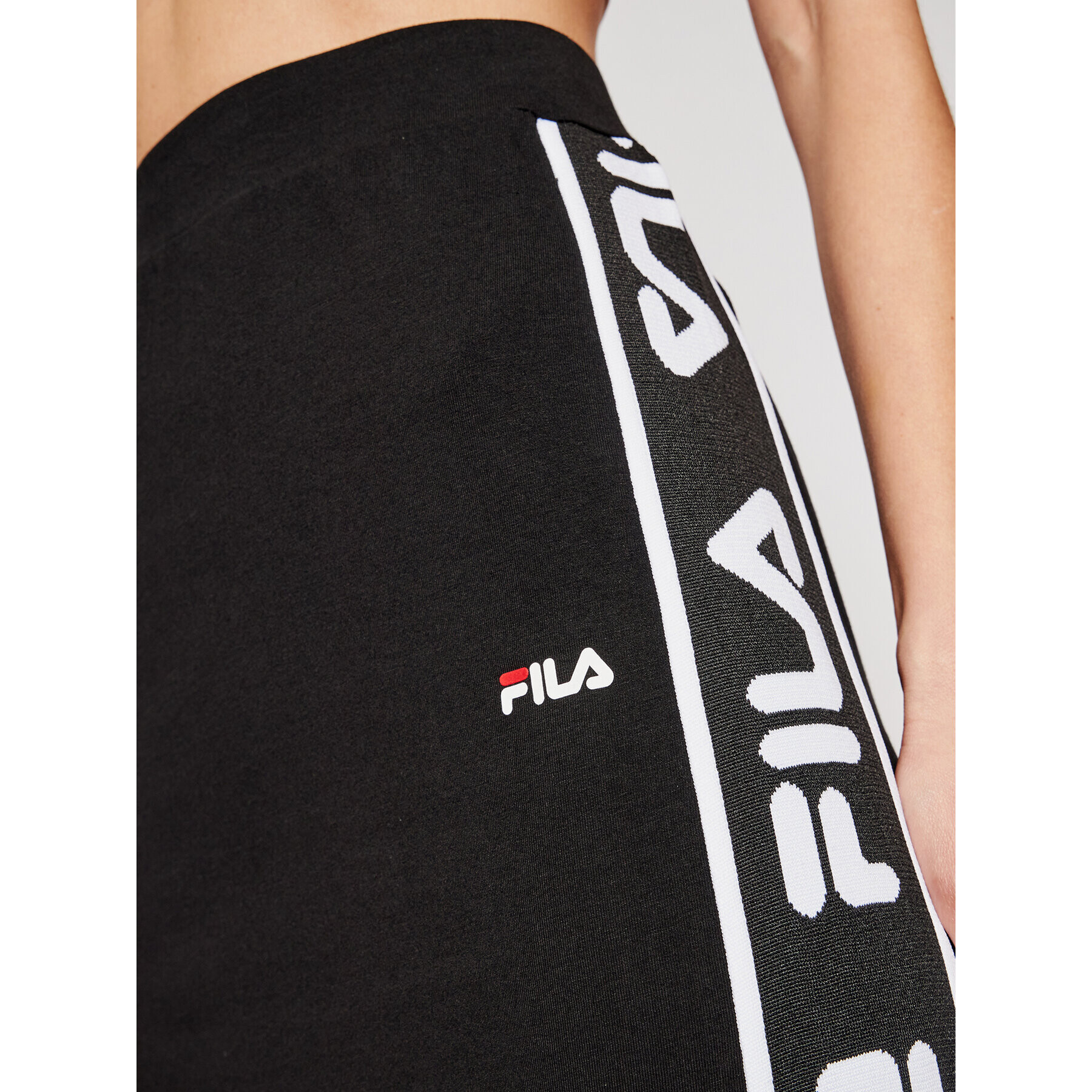 Fila Мини пола Frida 688604 Черен Slim Fit - Pepit.bg