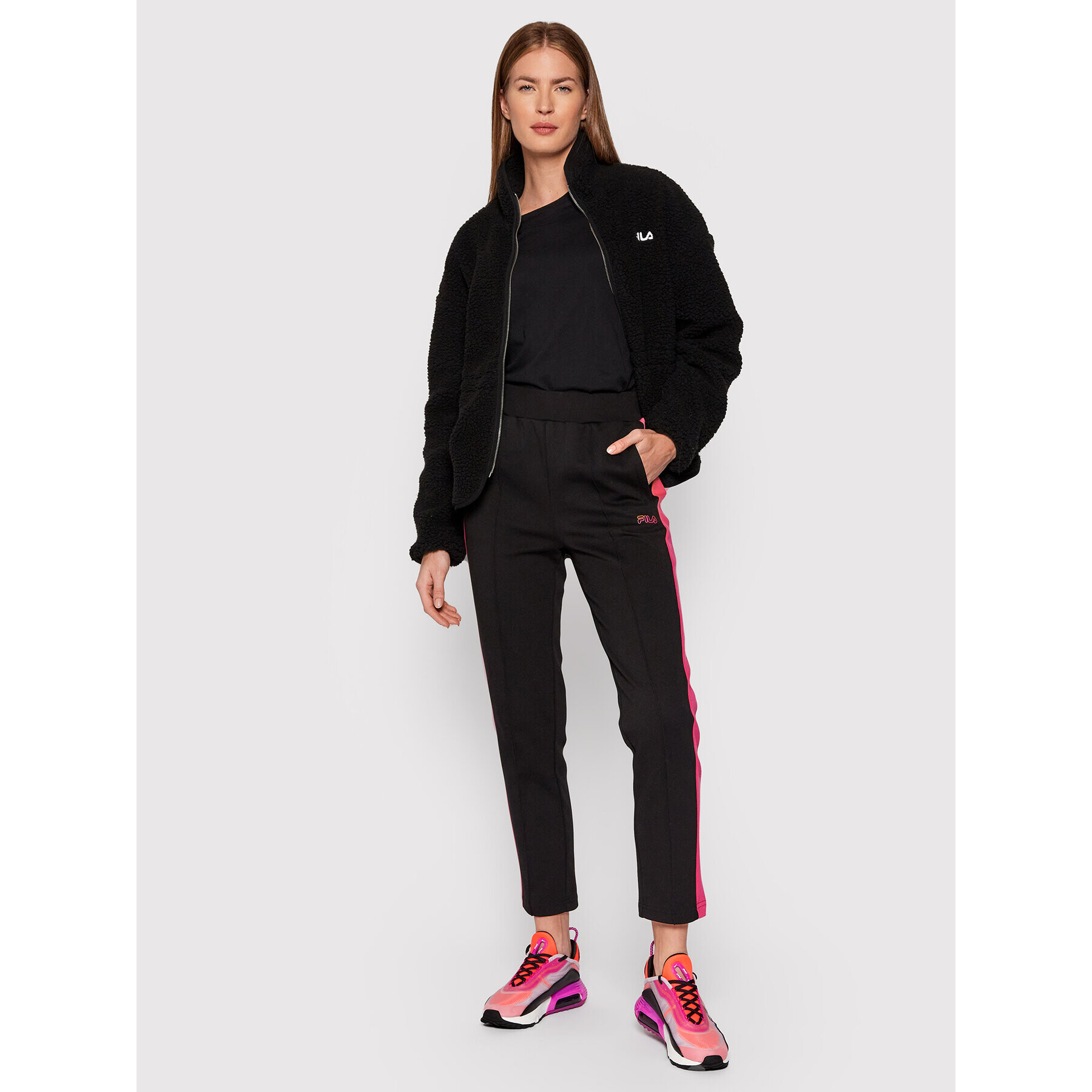 Fila Преходно яке Sari 687980 Черен Regular Fit - Pepit.bg