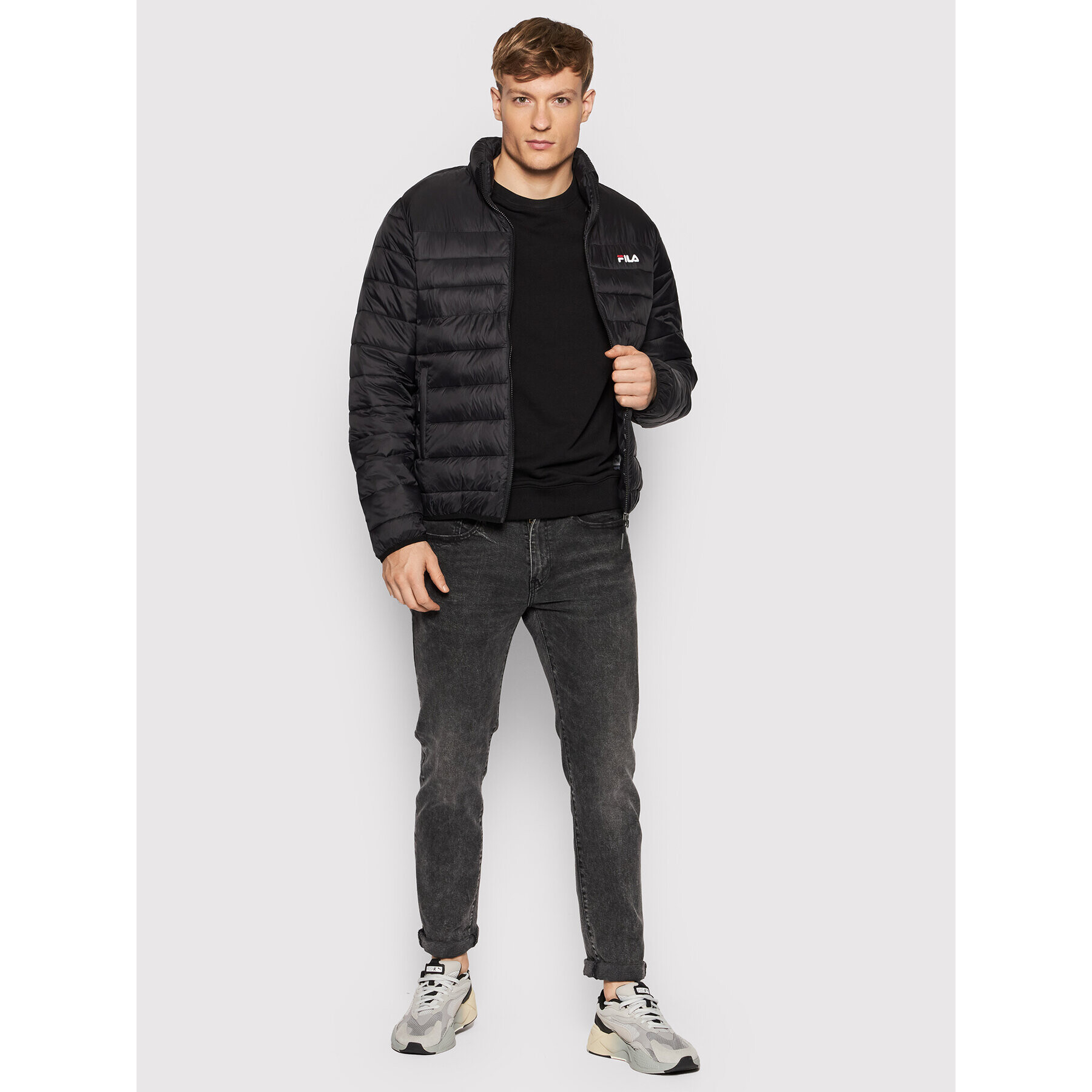Fila Пухено яке Emory 688939 Черен Regular Fit - Pepit.bg