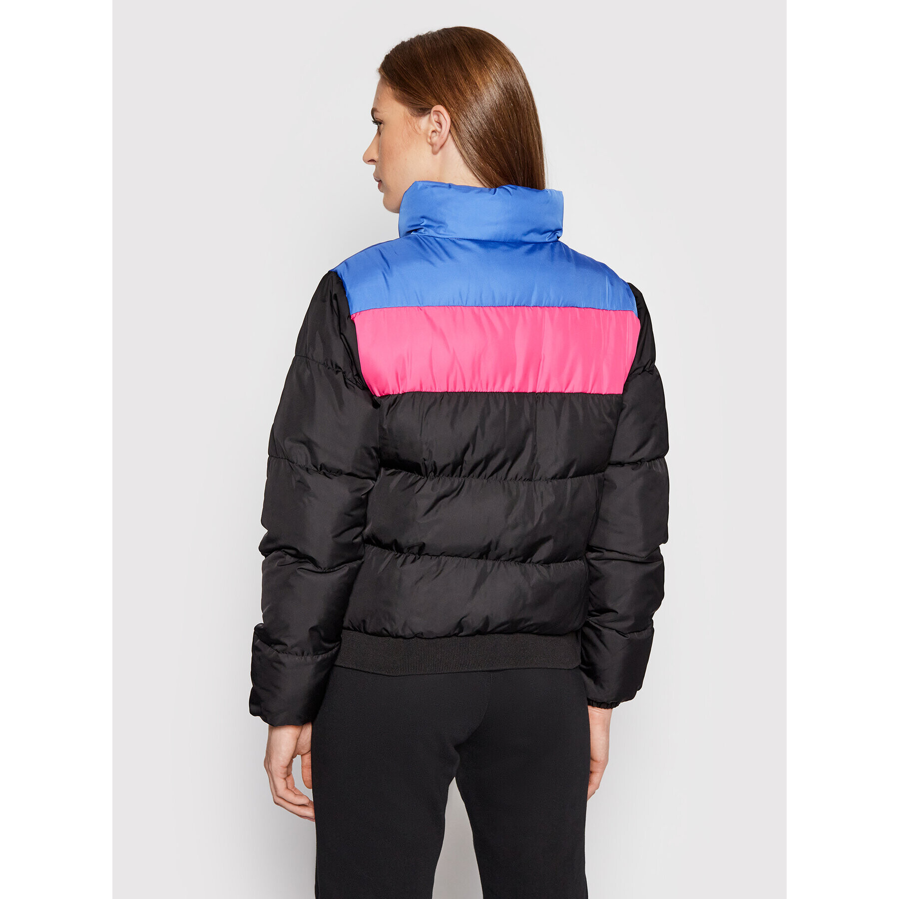 Fila Пухено яке Iris 683493 Черен Regular Fit - Pepit.bg