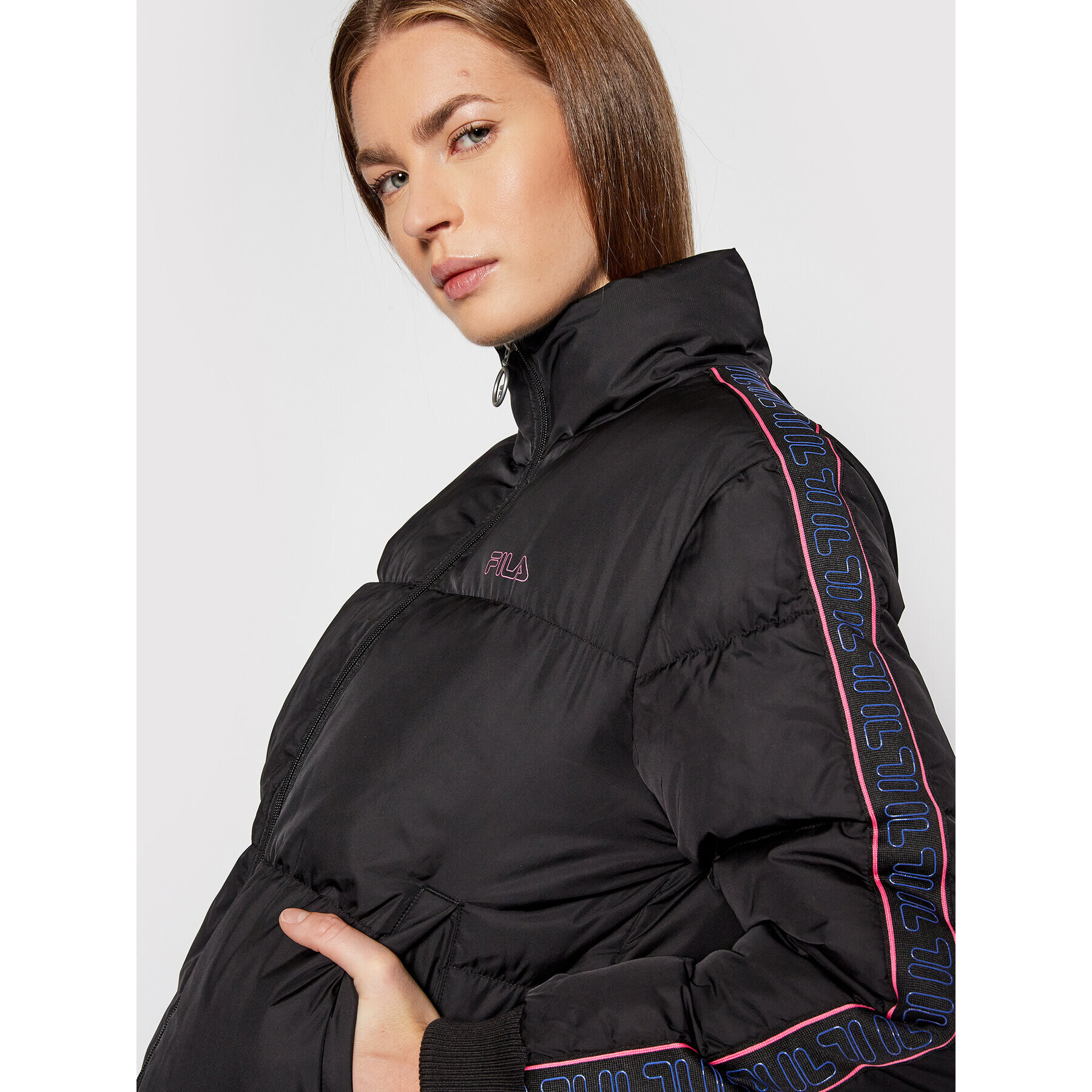 Fila Пухено яке Marisol 683474 Черен Regular Fit - Pepit.bg