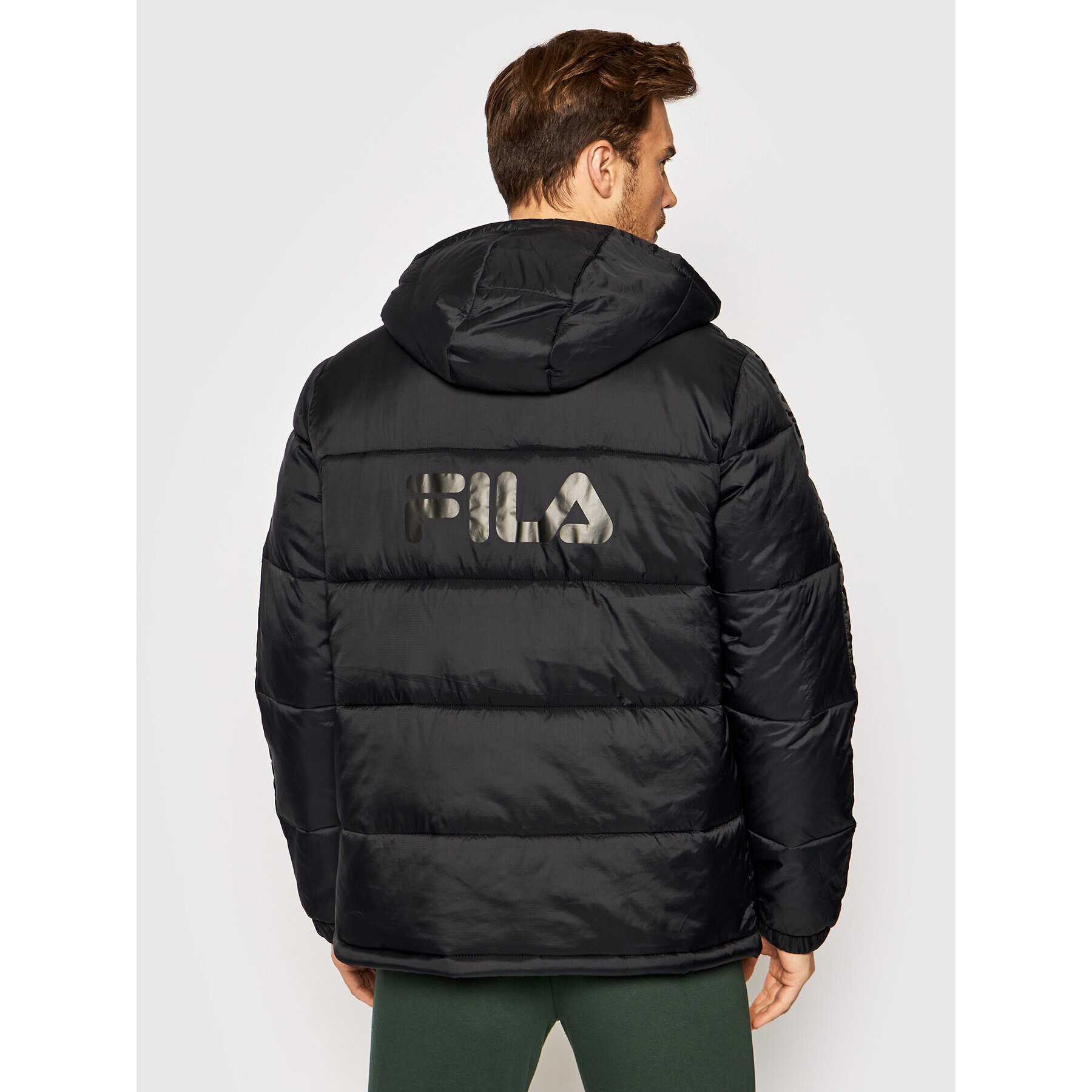 Fila Пухено яке Nalu 689136 Черен Regular Fit - Pepit.bg