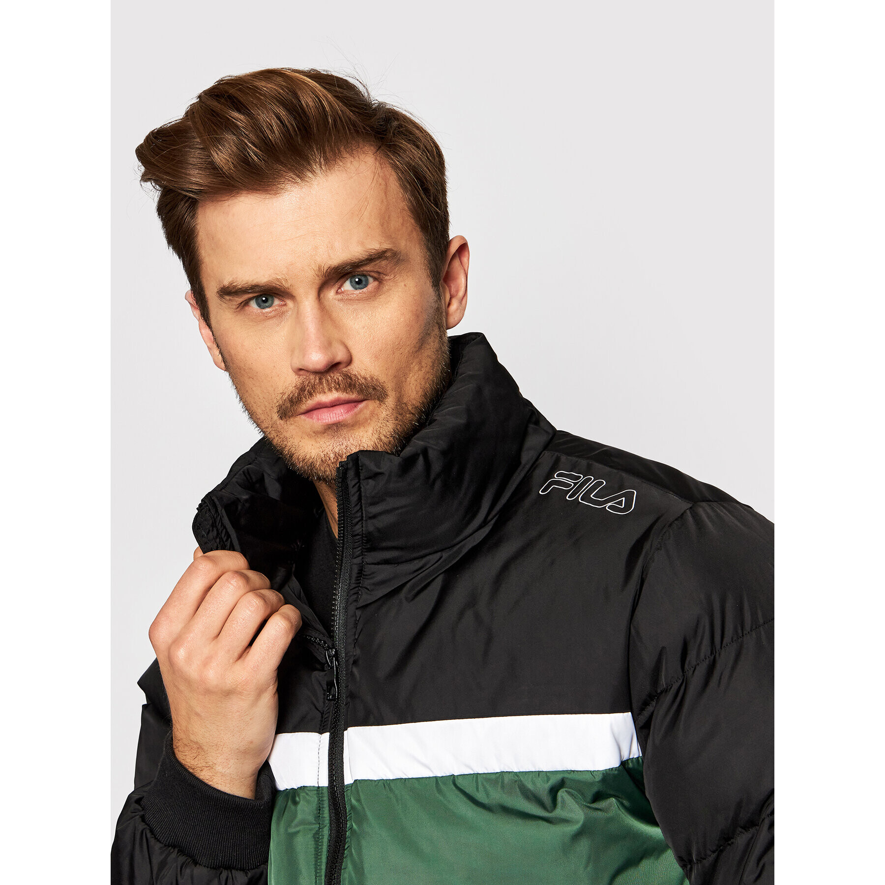 Fila Пухено яке Oliver 683485 Зелен Regular Fit - Pepit.bg