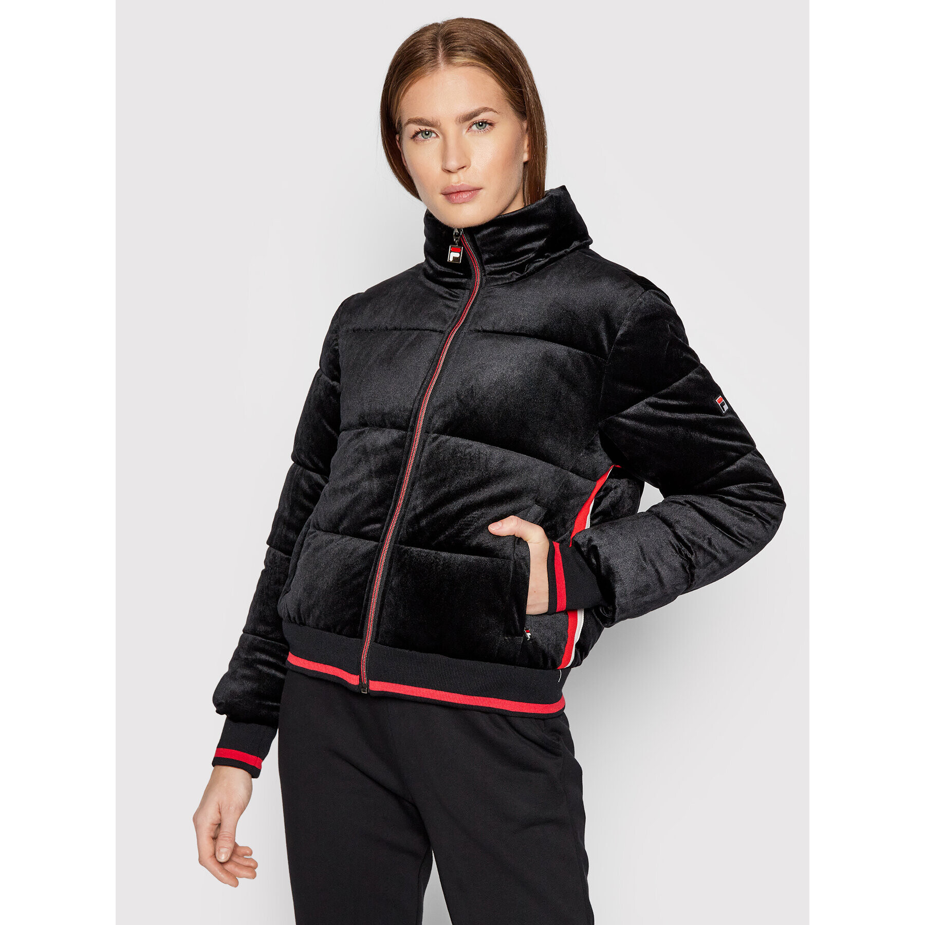 Fila Пухено яке Tavi 689162 Черен Regular Fit - Pepit.bg