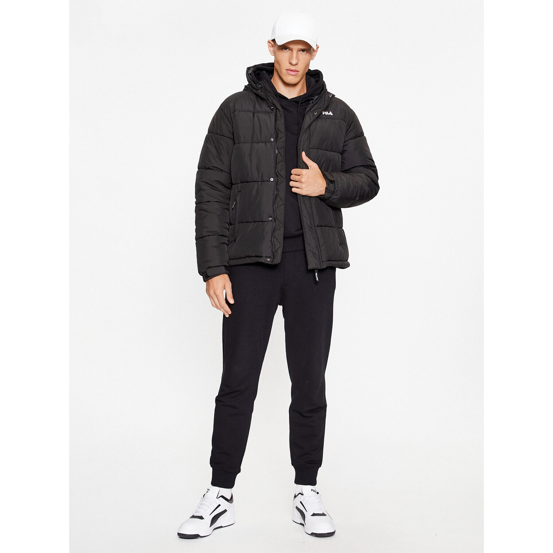 Fila Пухено яке FAM0455 Черен Regular Fit - Pepit.bg