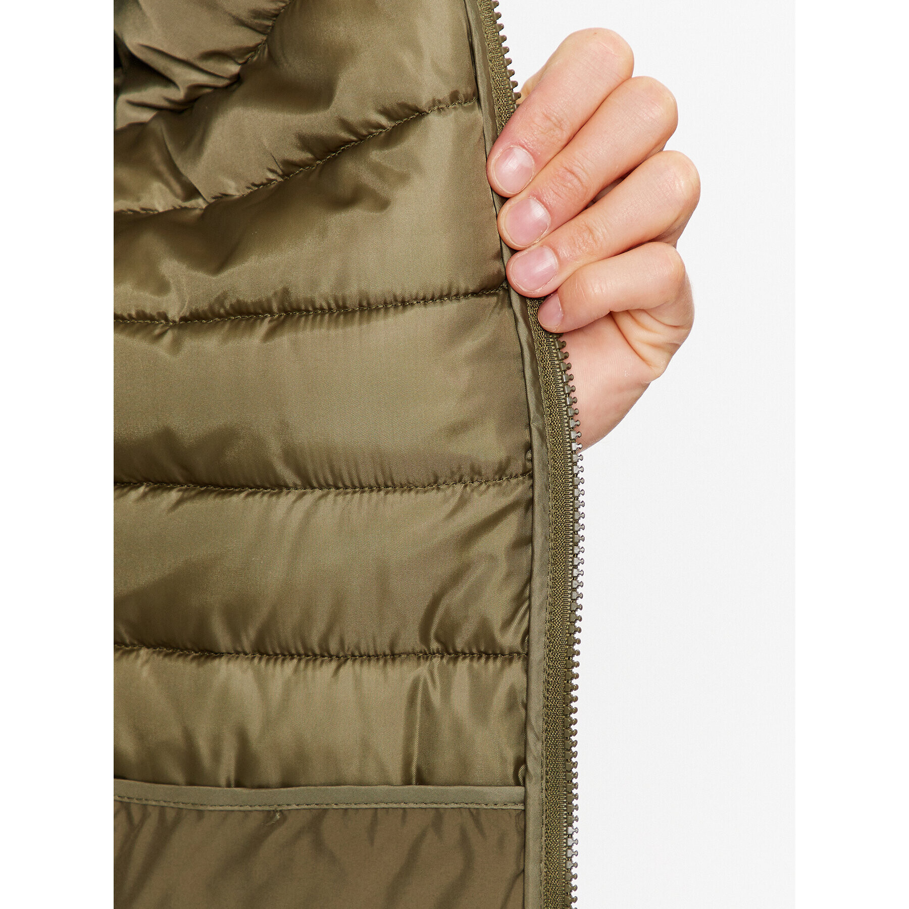 Fila Пухено яке FAM0456 Зелен Regular Fit - Pepit.bg