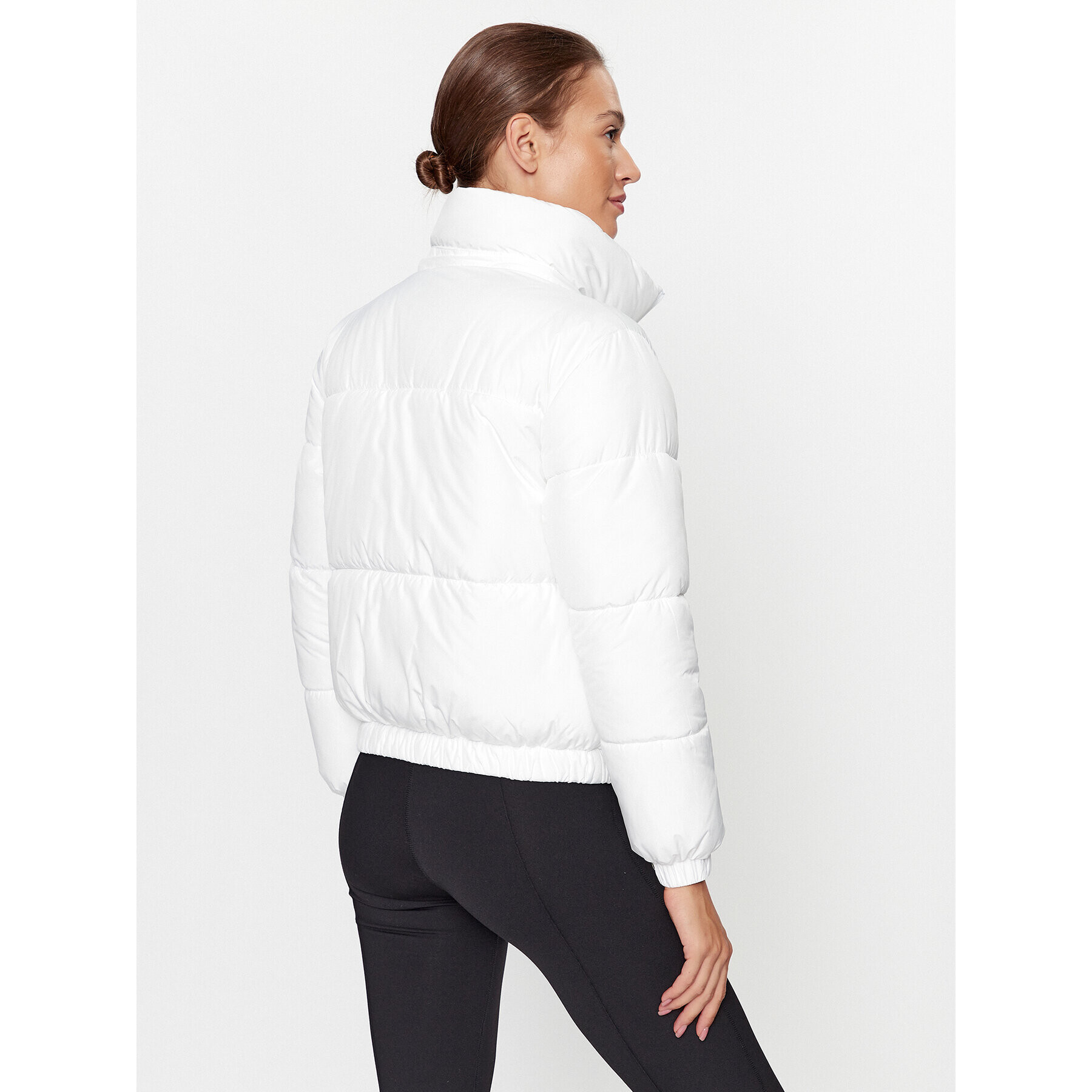 Fila Пухено яке FAW0549 Бял Regular Fit - Pepit.bg