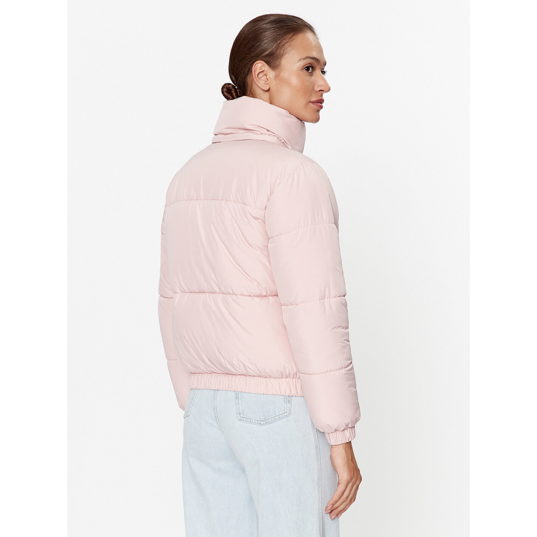 Fila Пухено яке FAW0549 Розов Regular Fit - Pepit.bg