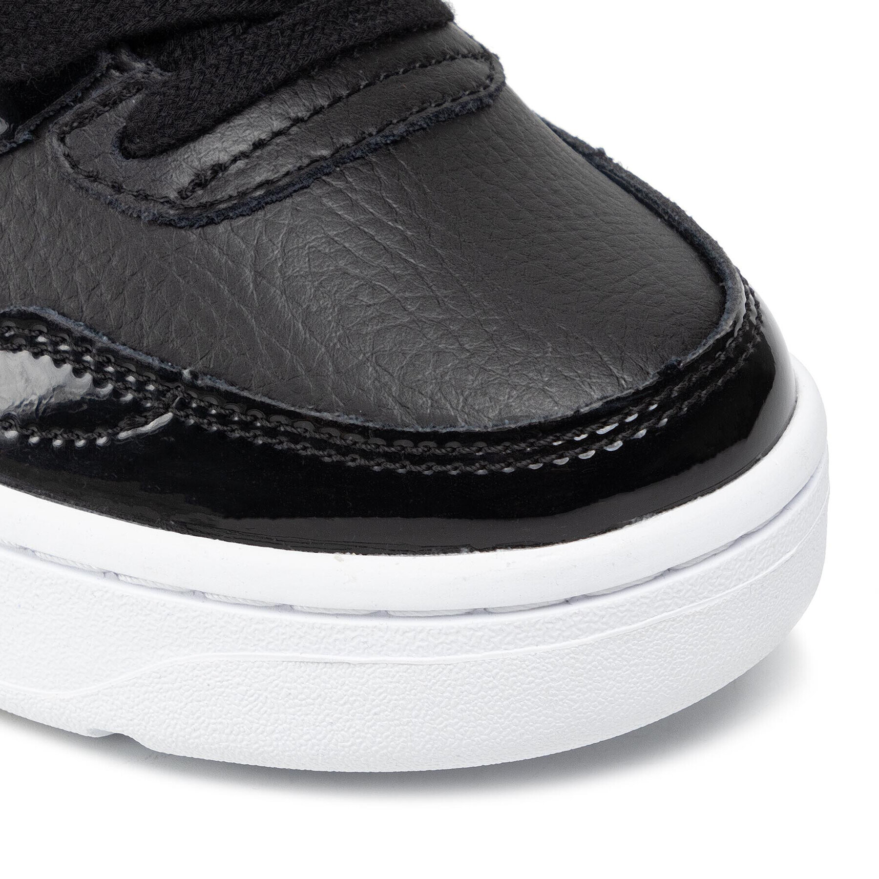 Fila Сникърси FxVentuno F Low Wmn 1011331.18B Черен - Pepit.bg