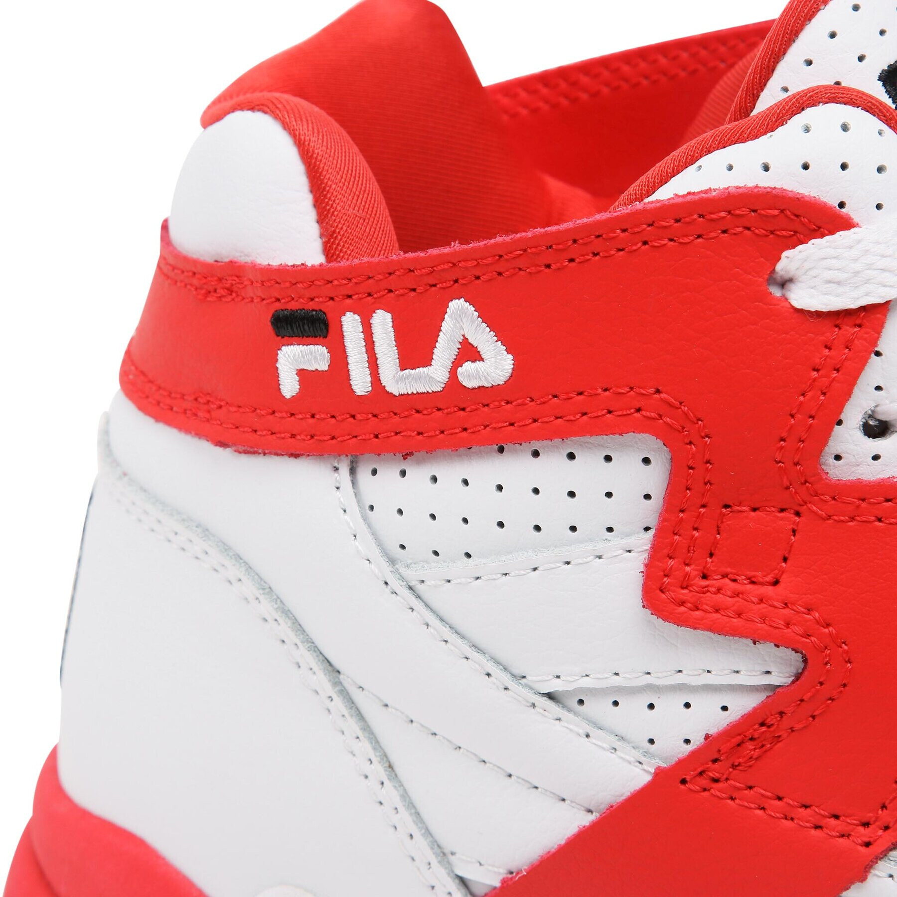 Fila Сникърси M-Squad Mid FFM0212.13041 Бял - Pepit.bg