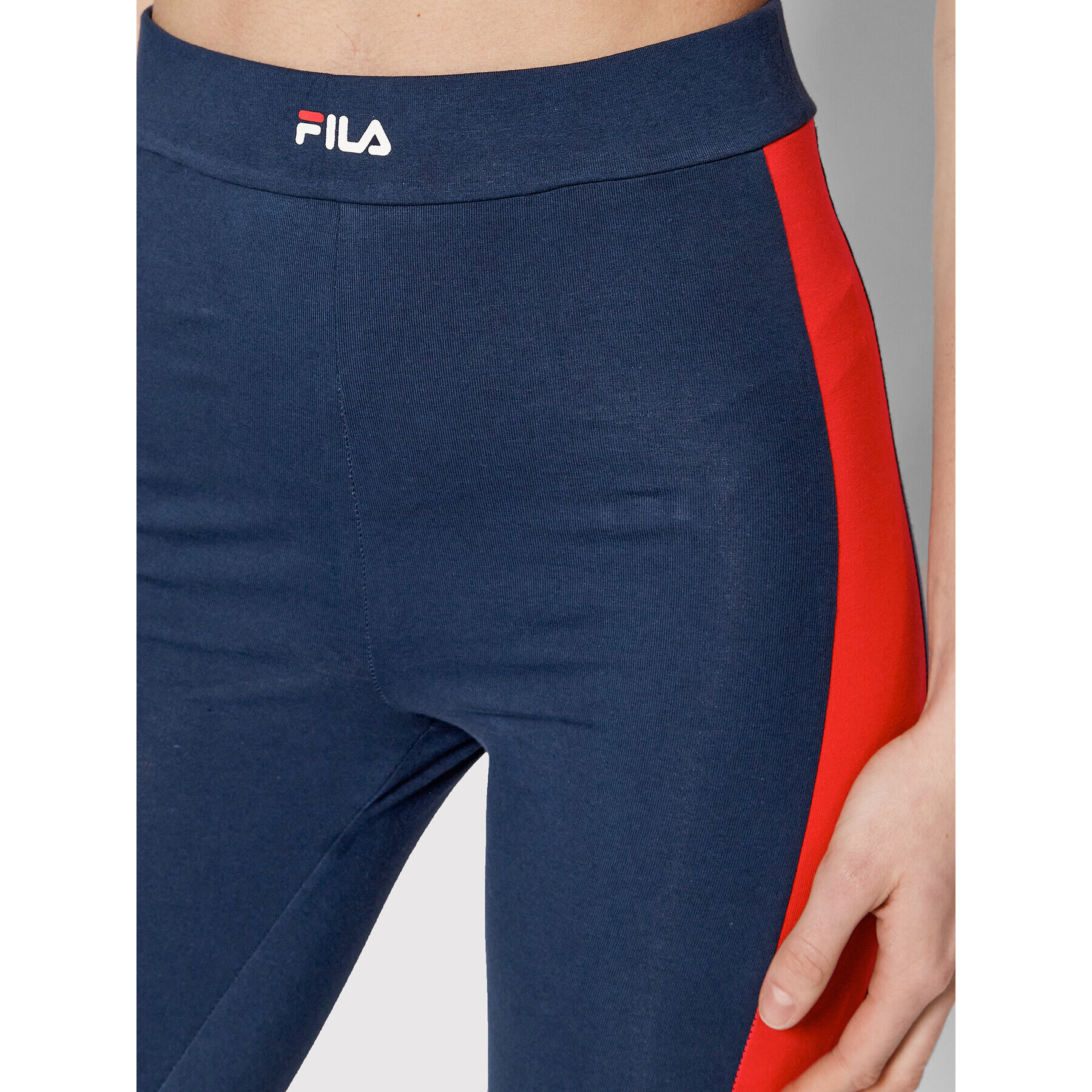 Fila Спортни шорти Basel FAW0147 Тъмносин Slim Fit - Pepit.bg