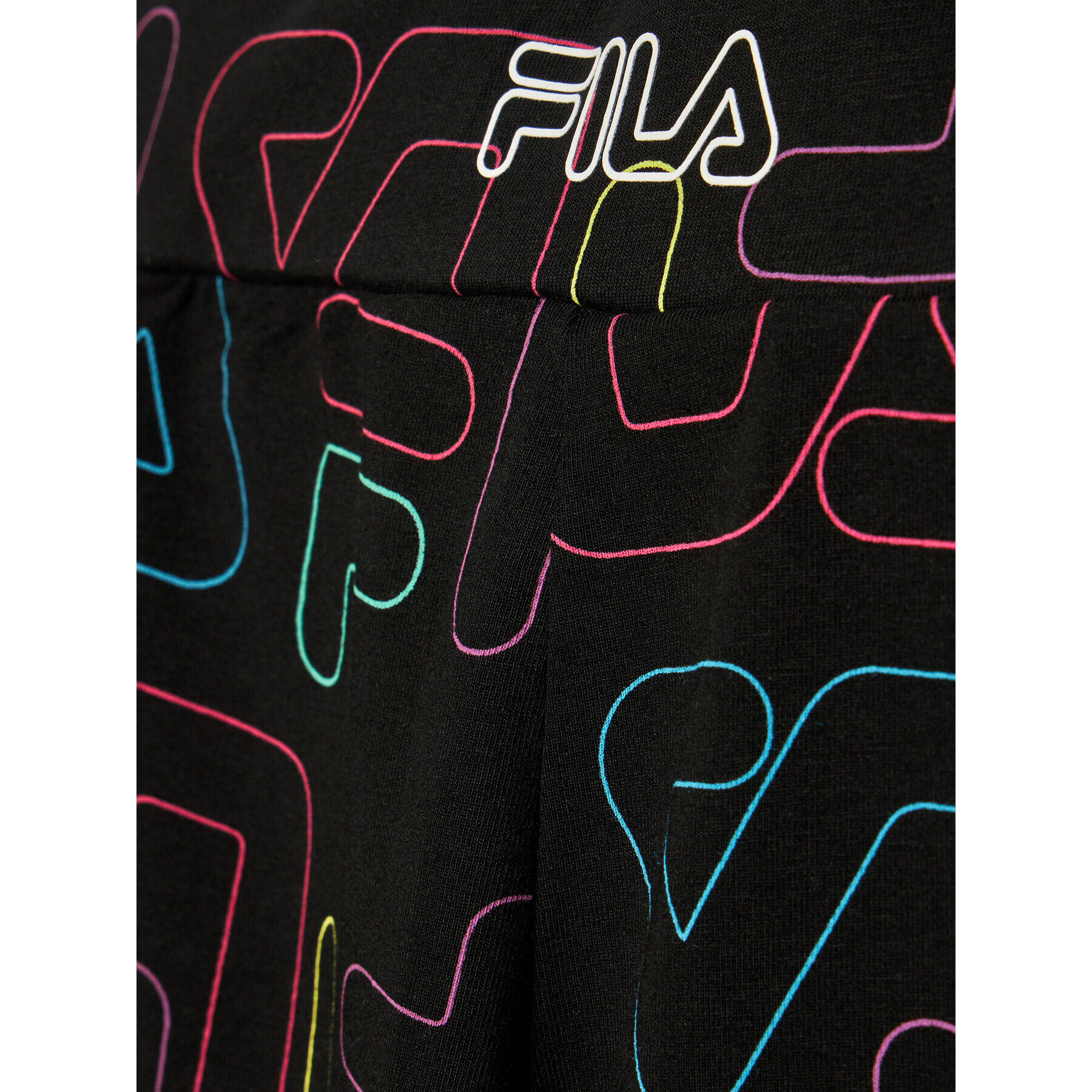 Fila Спортни шорти Samira 683414 Черен Slim Fit - Pepit.bg