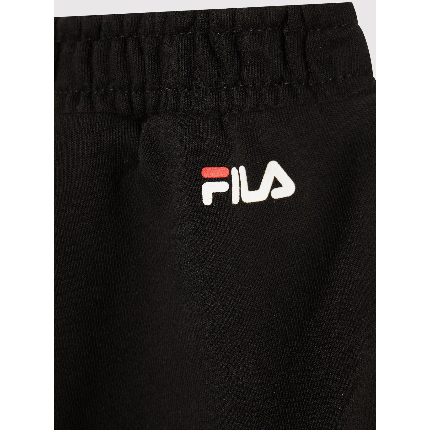 Fila Спортни шорти Zoe Basic 689187 Черен Regular Fit - Pepit.bg